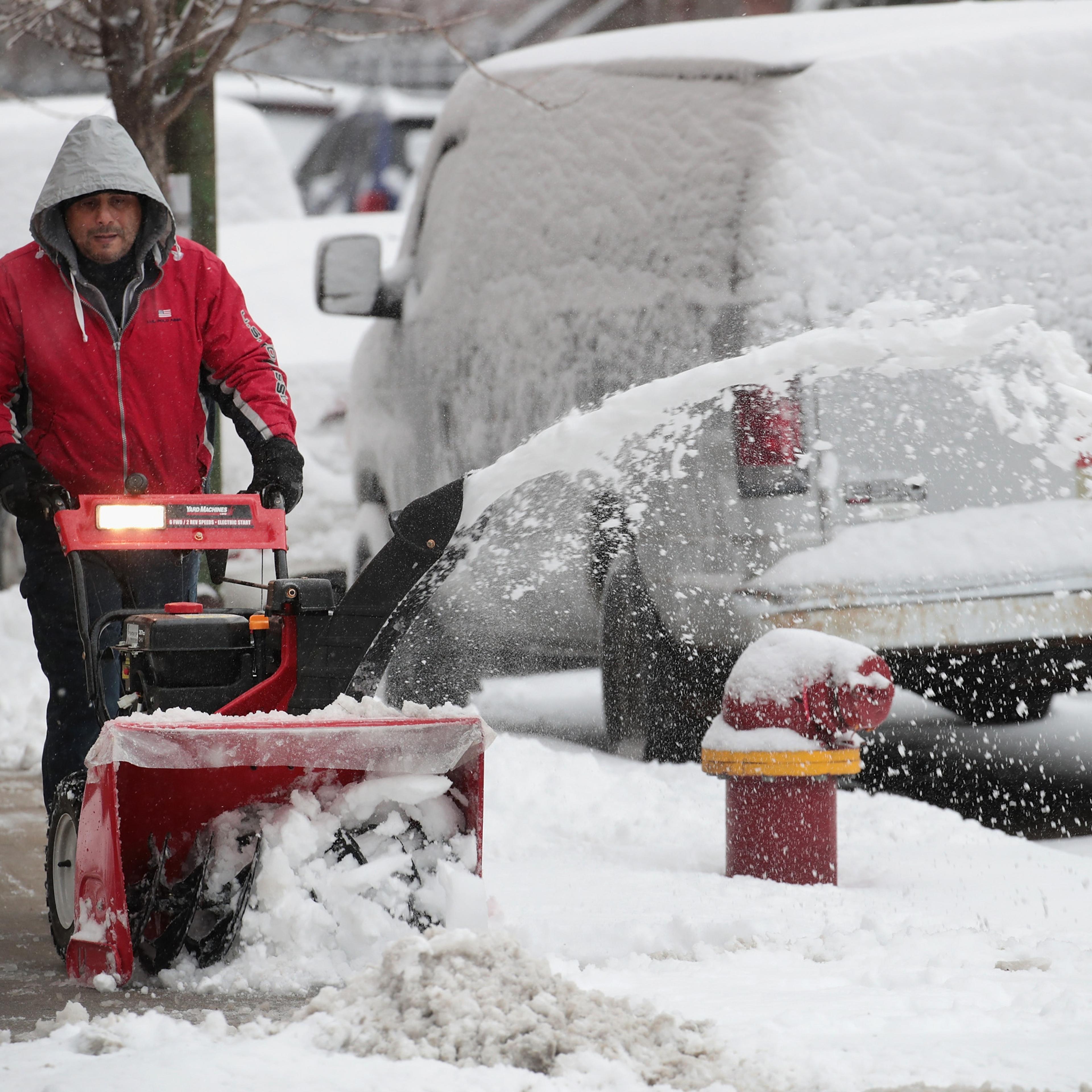 Early Winter Snowstorm Hammers Chicago Area