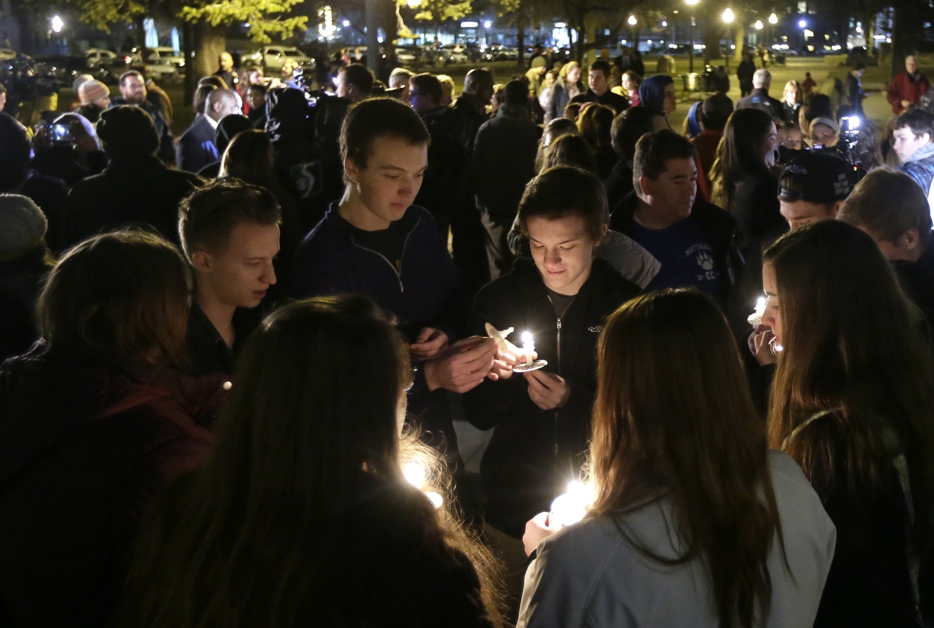 APTOPIX Kalamazoo Shootings