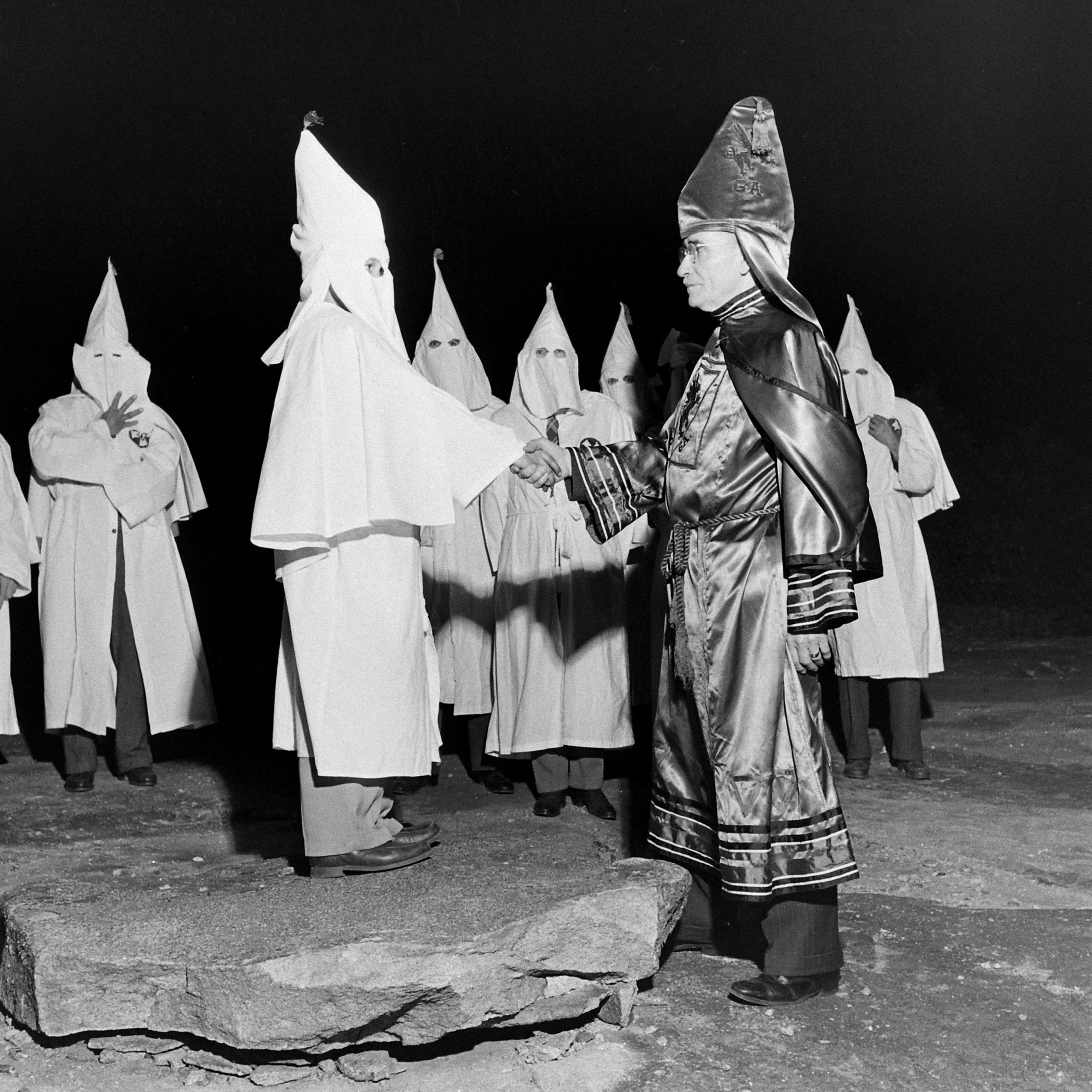 Joining the KKK: Photos From a Ku Klux Klan Initiation in 1946 Georgia
