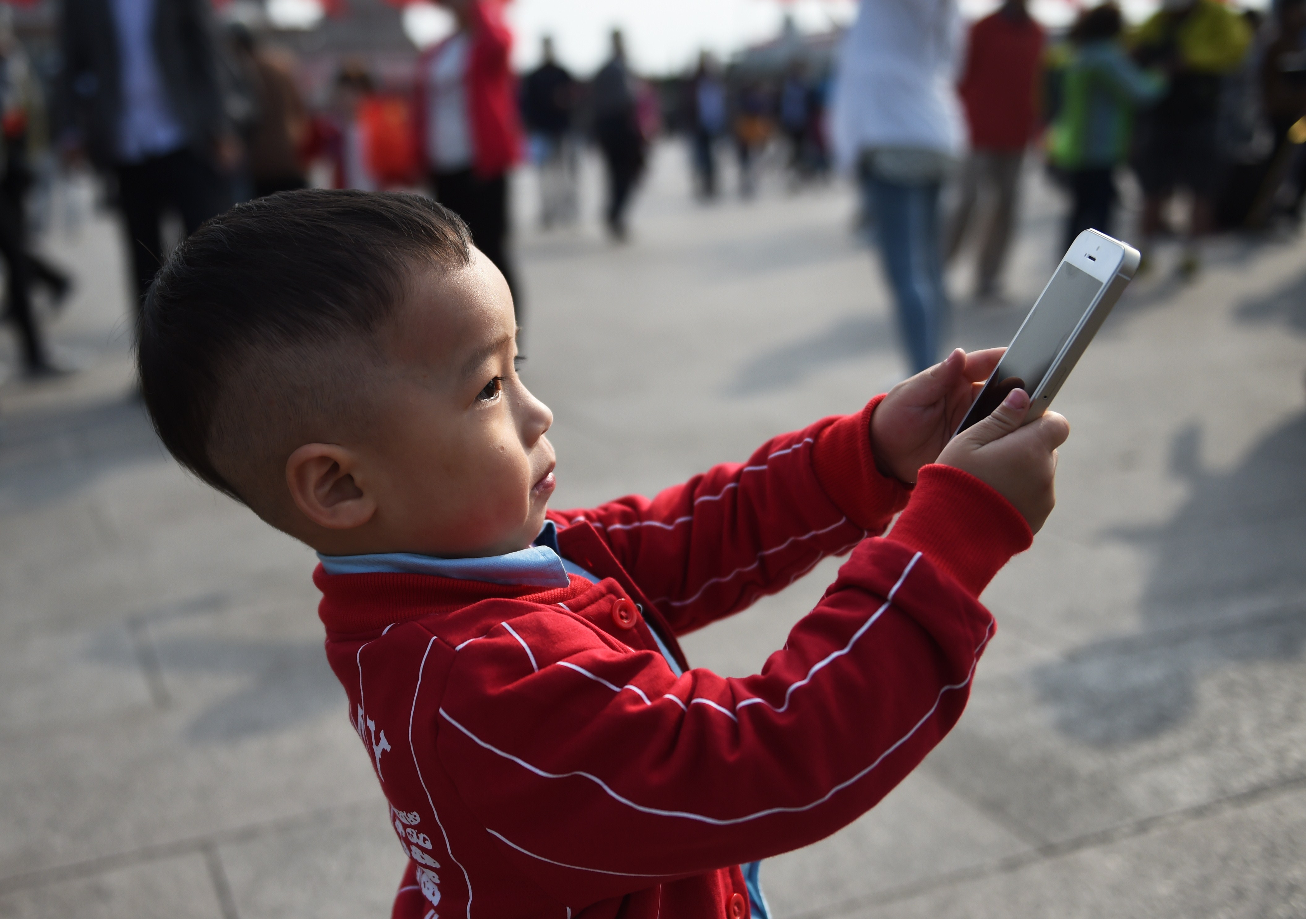 CHINA-APPLE-US-TELECOMMUNICATION