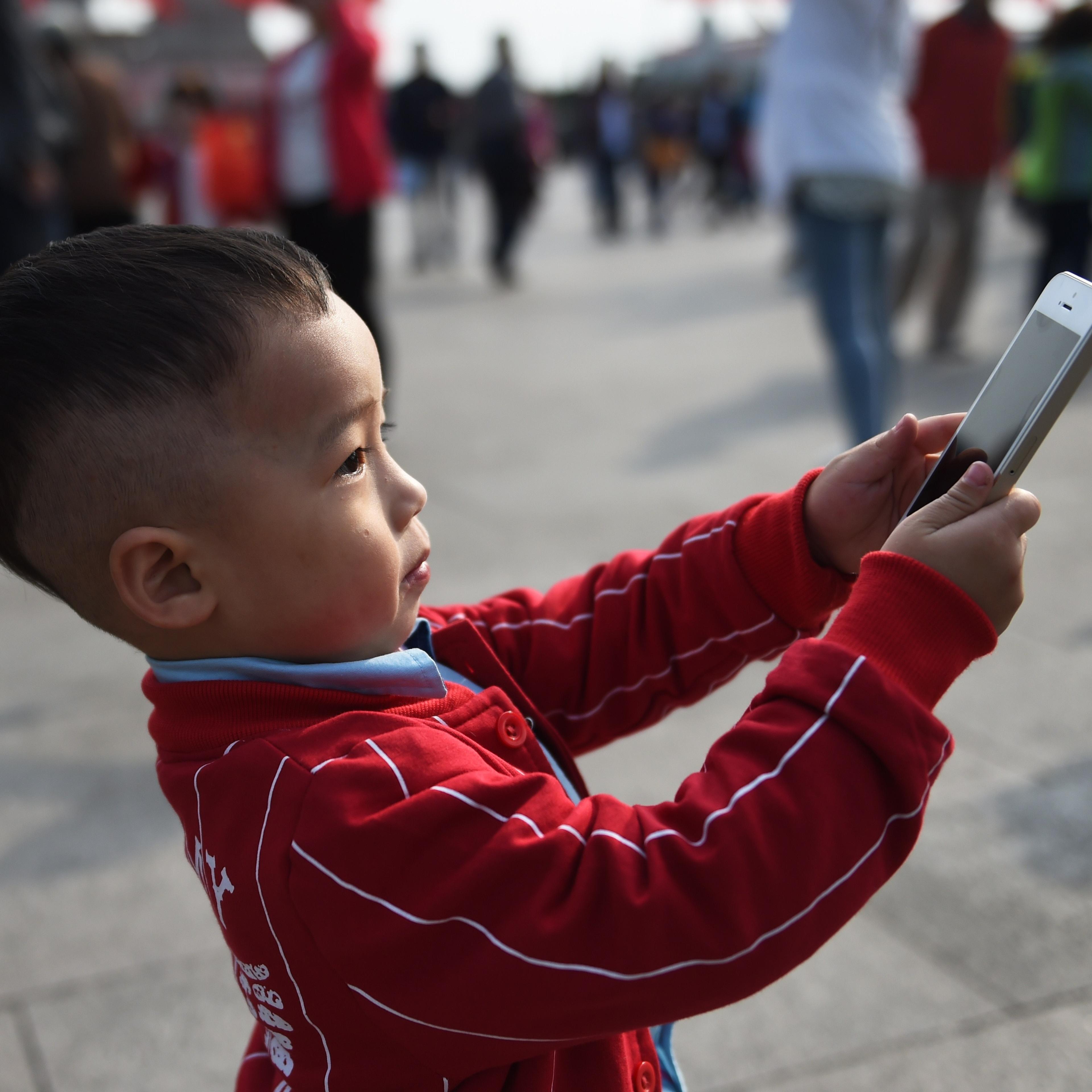 CHINA-APPLE-US-TELECOMMUNICATION