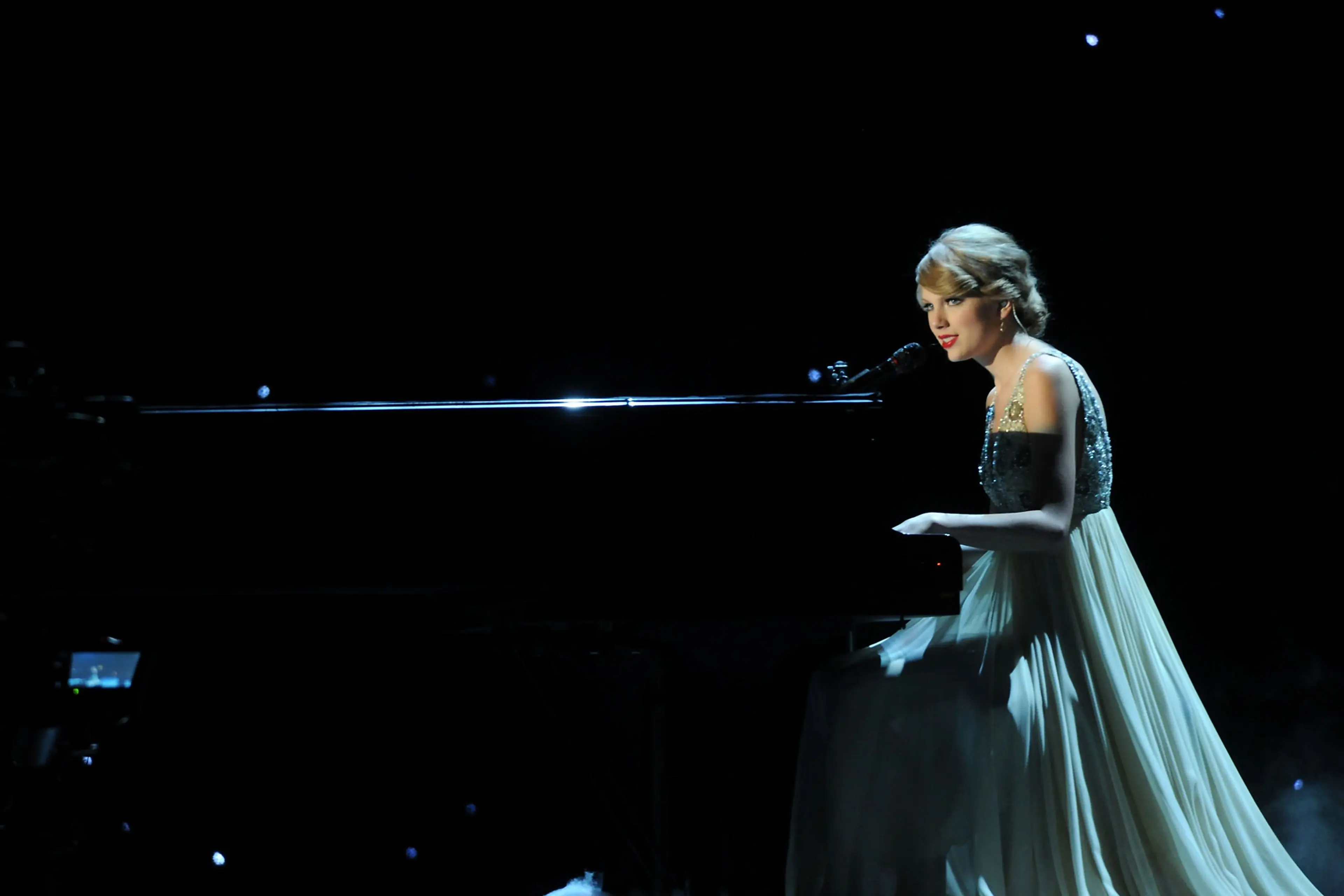 44th Annual CMA Awards - Show