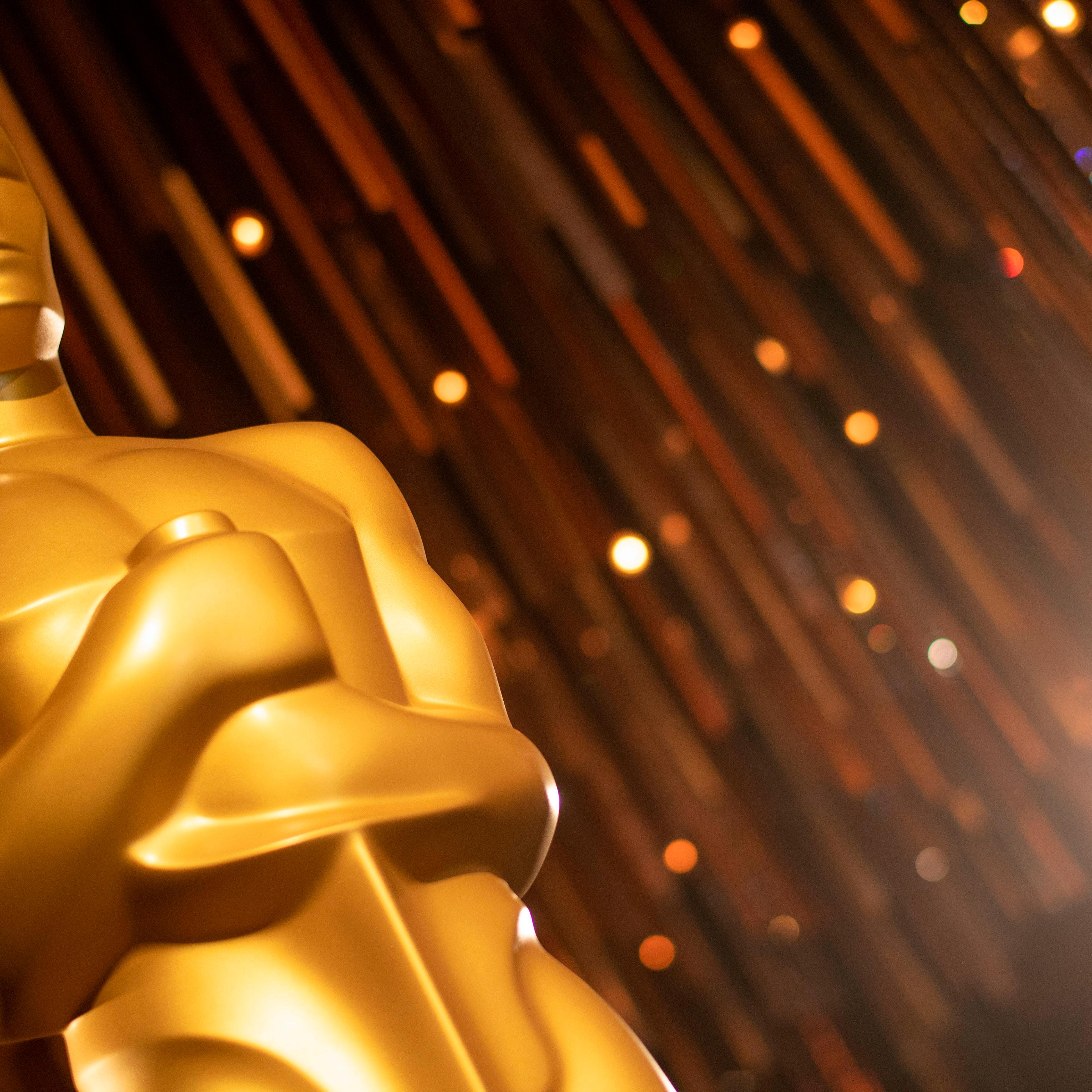 Oscar statue