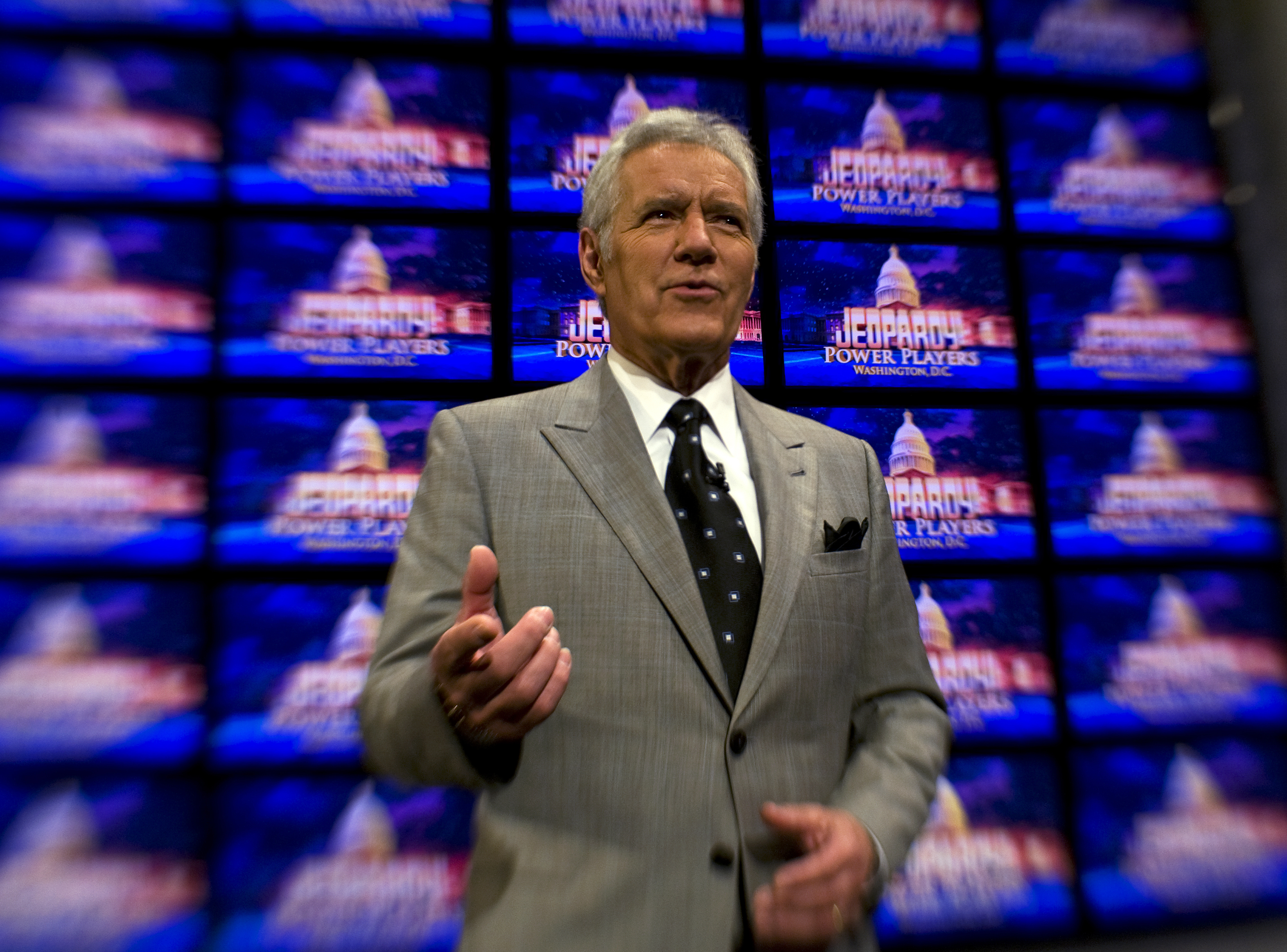 Alex Trebek Says Cancer in 'Near Remission'