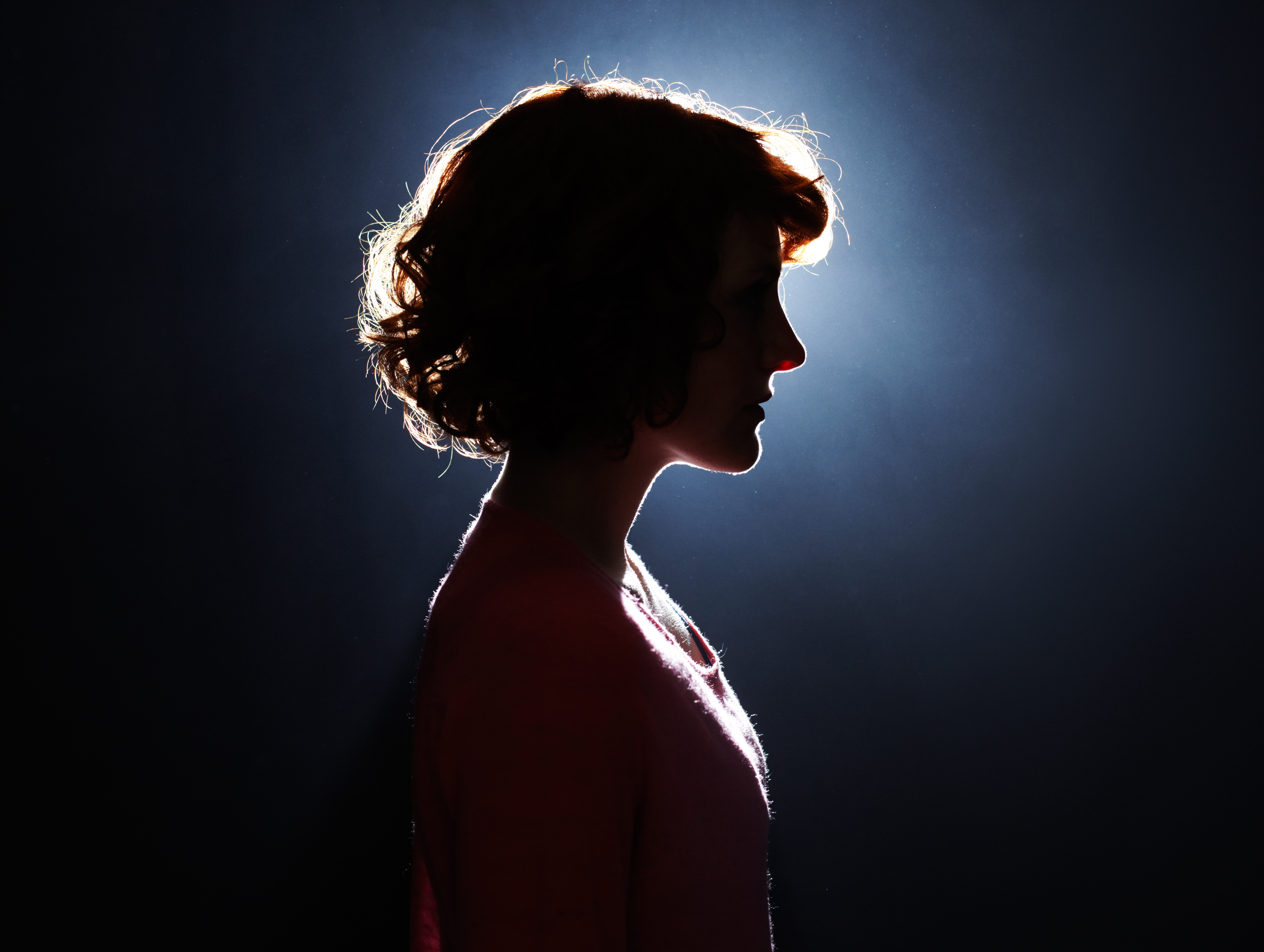 young-woman-side-view-silhouette