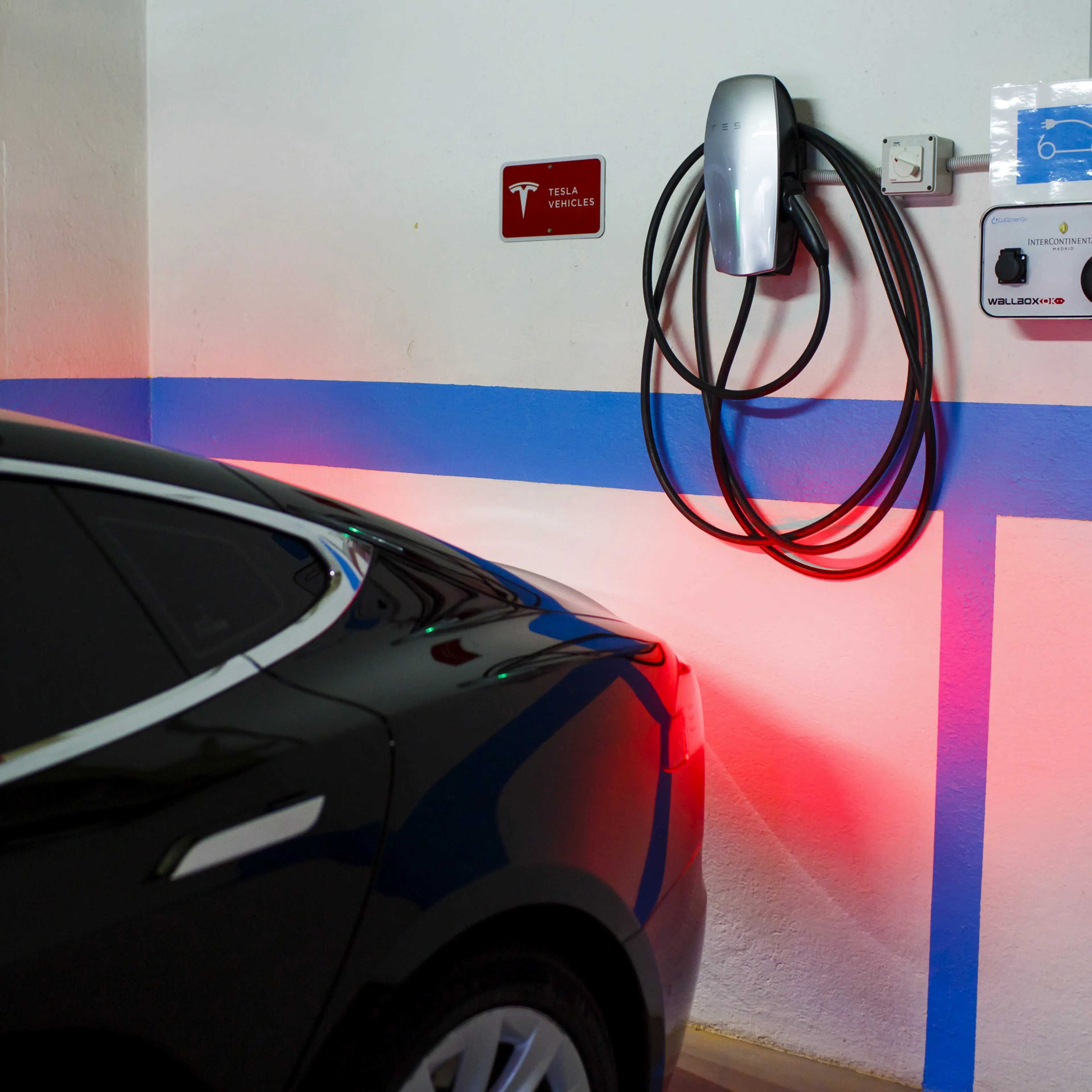 Uber Technologies Inc. Electric Car Taxi Service In Madrid