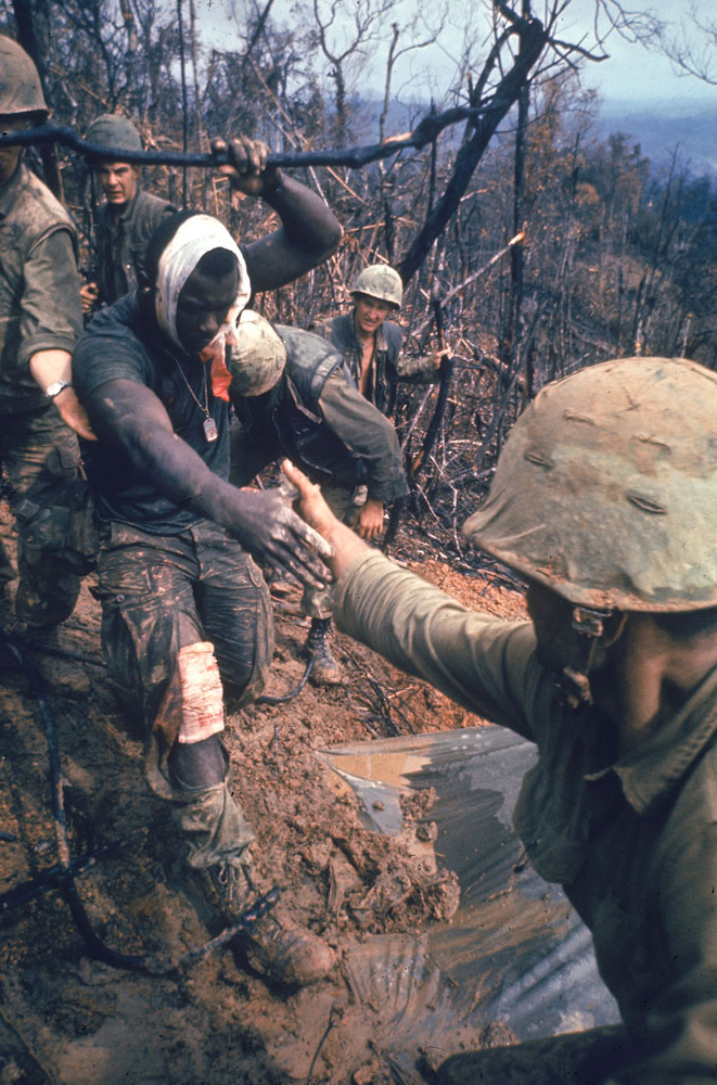 ZOOM　larry burrows Vietnam War: Looking Again at Larry Burrows' Photo, 'Reaching Out'
