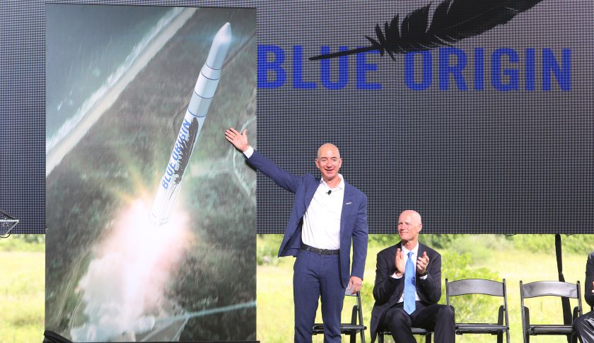 Jeff Bezos reveals Blue Origin rocket