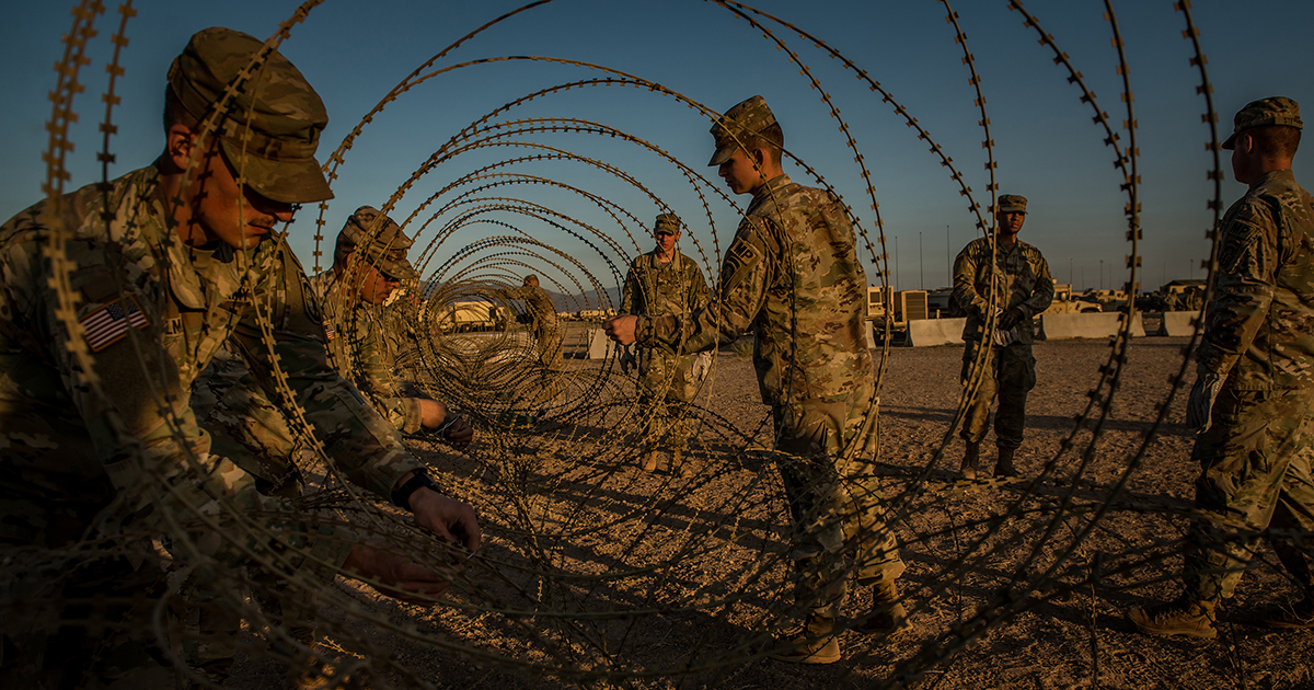 meridith-kohut-american-troops-border-migration