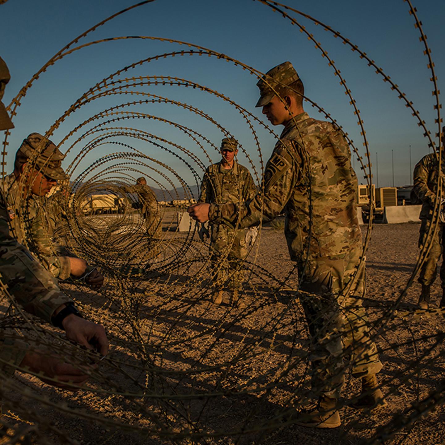 meridith-kohut-american-troops-border-migration