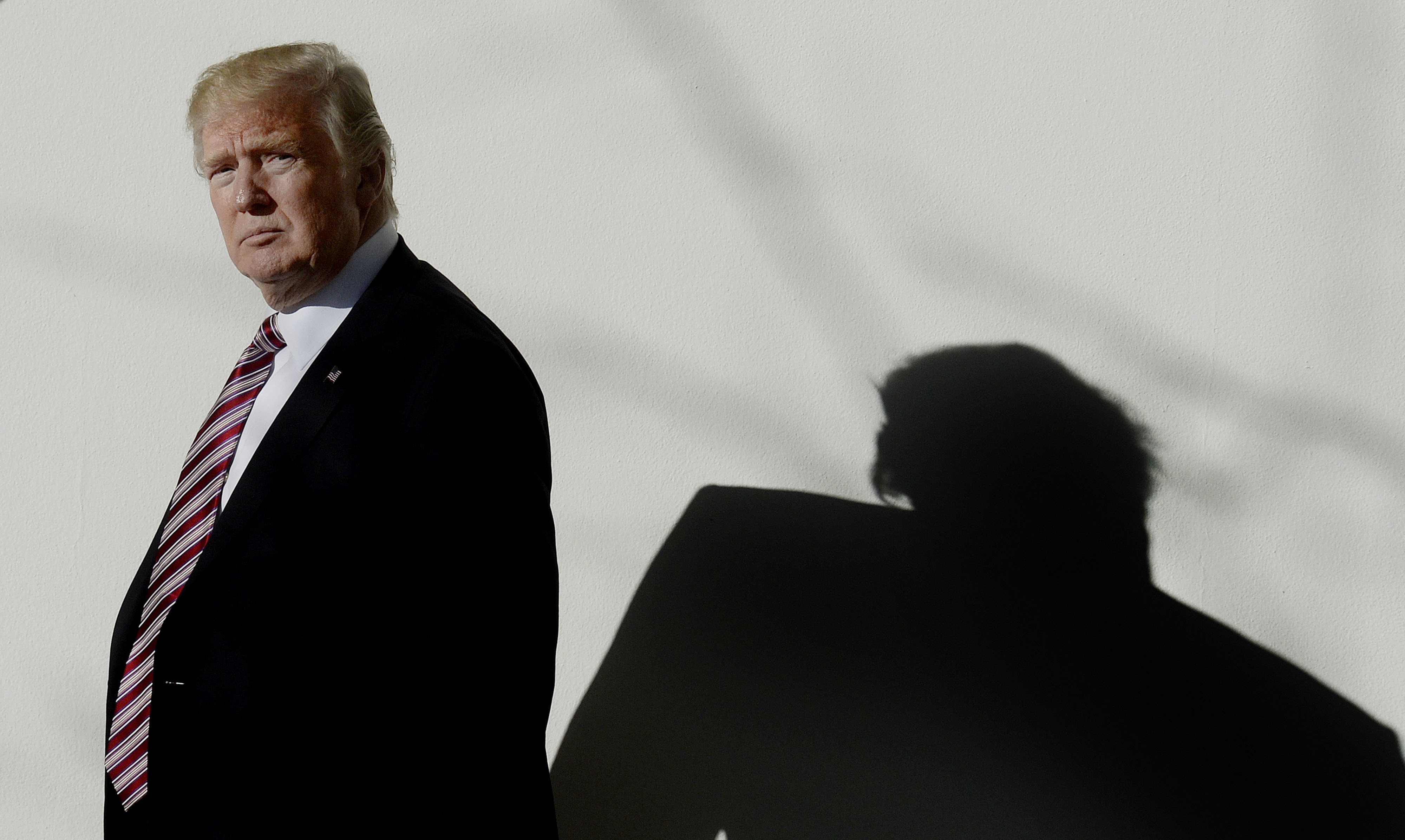 US President Donald Trump returns the White House . DC