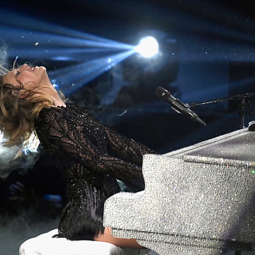 Taylor Swift performs onstage during the 2017 DIRECTV NOW Super Saturday Night Concert at Club Nomadic on February 4, 2017 in Houston, Texas.
