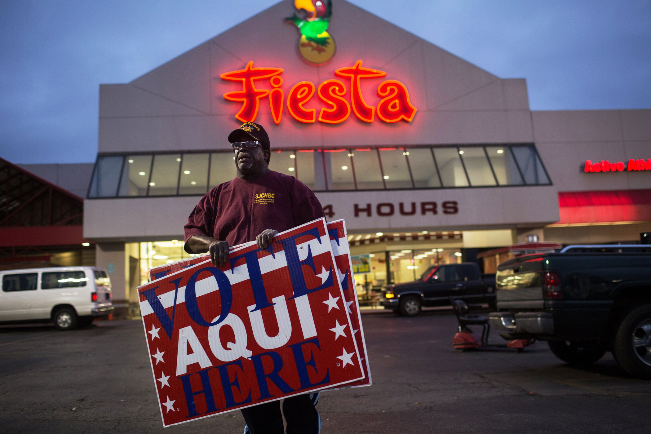 Super Tuesday: See Voters Cast Their Ballots