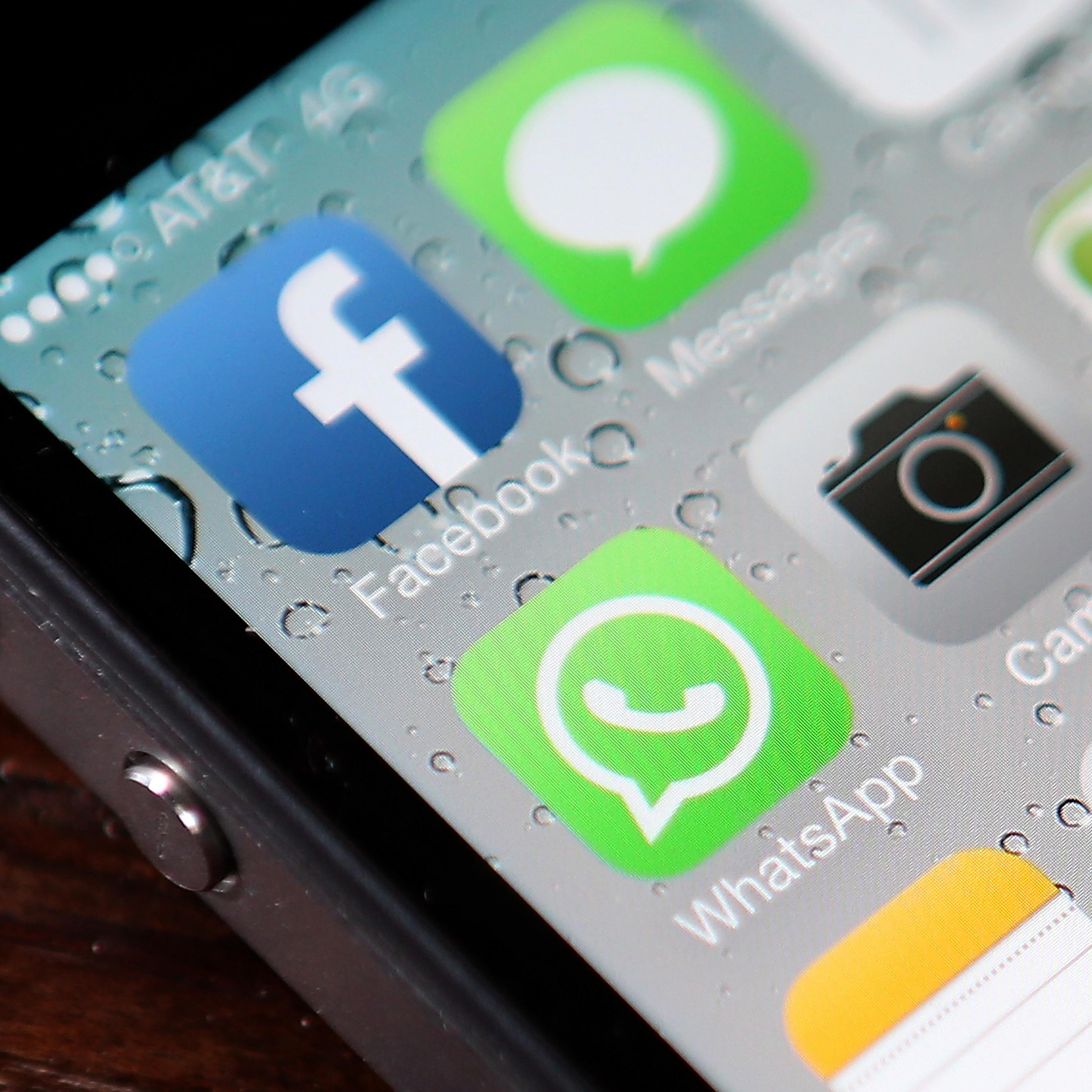 Fackbook Acquires WhatsApp For $16 Billion