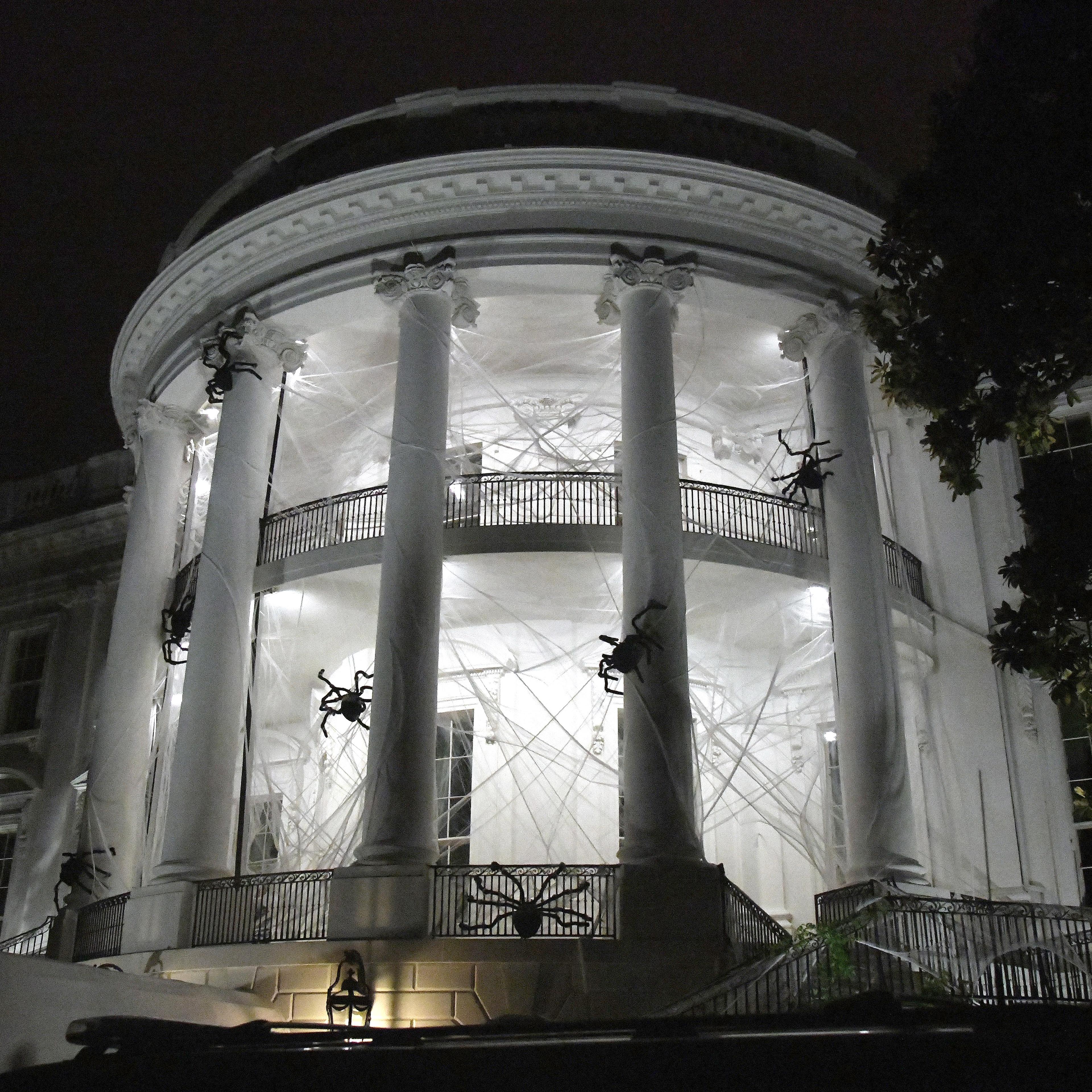 trump white house halloween party paul manafort arrested
