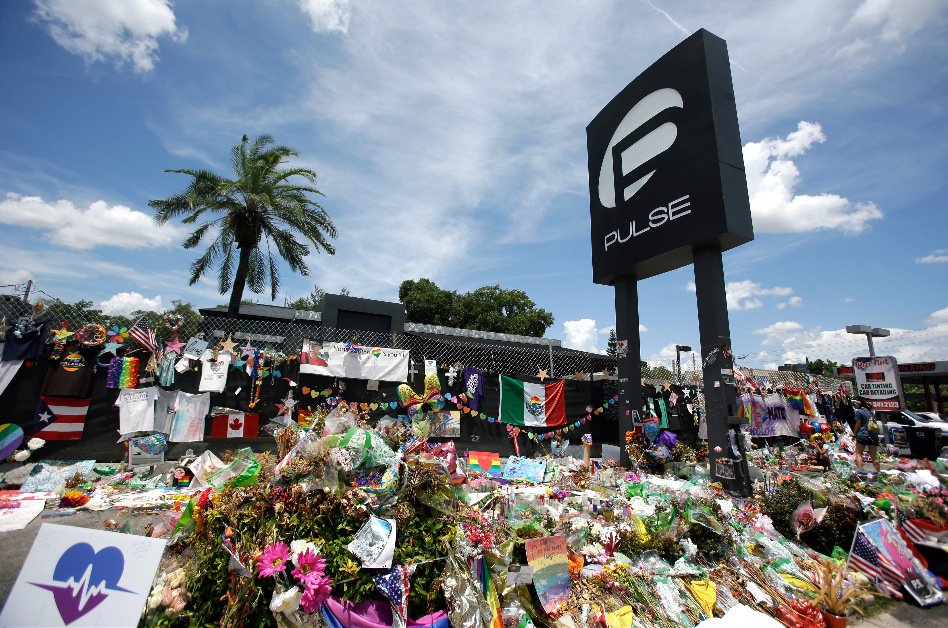 pulse nightclub break in overnight