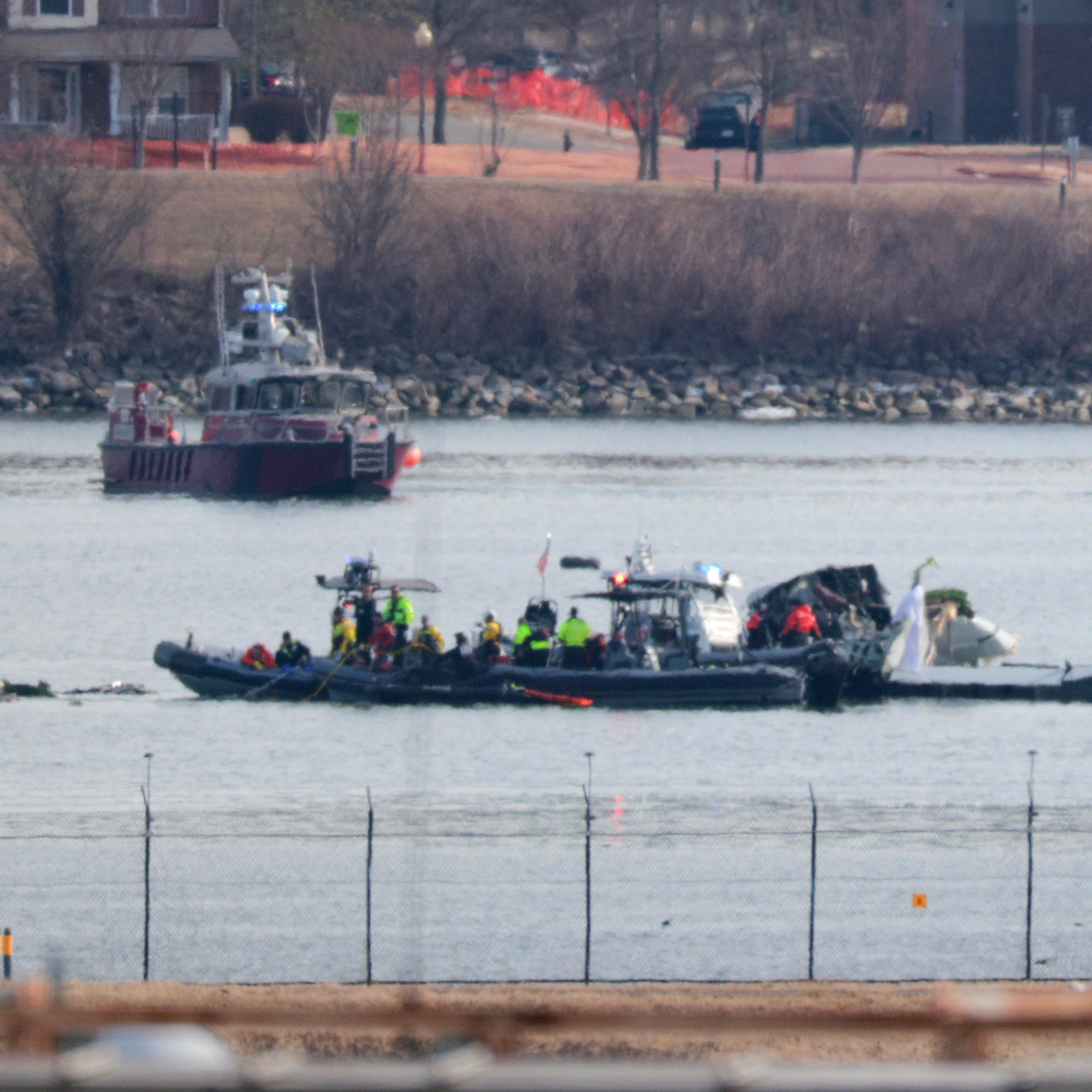 American Airlines Plane And Black Hawk Helicopter Crash Near Reagan National Airport