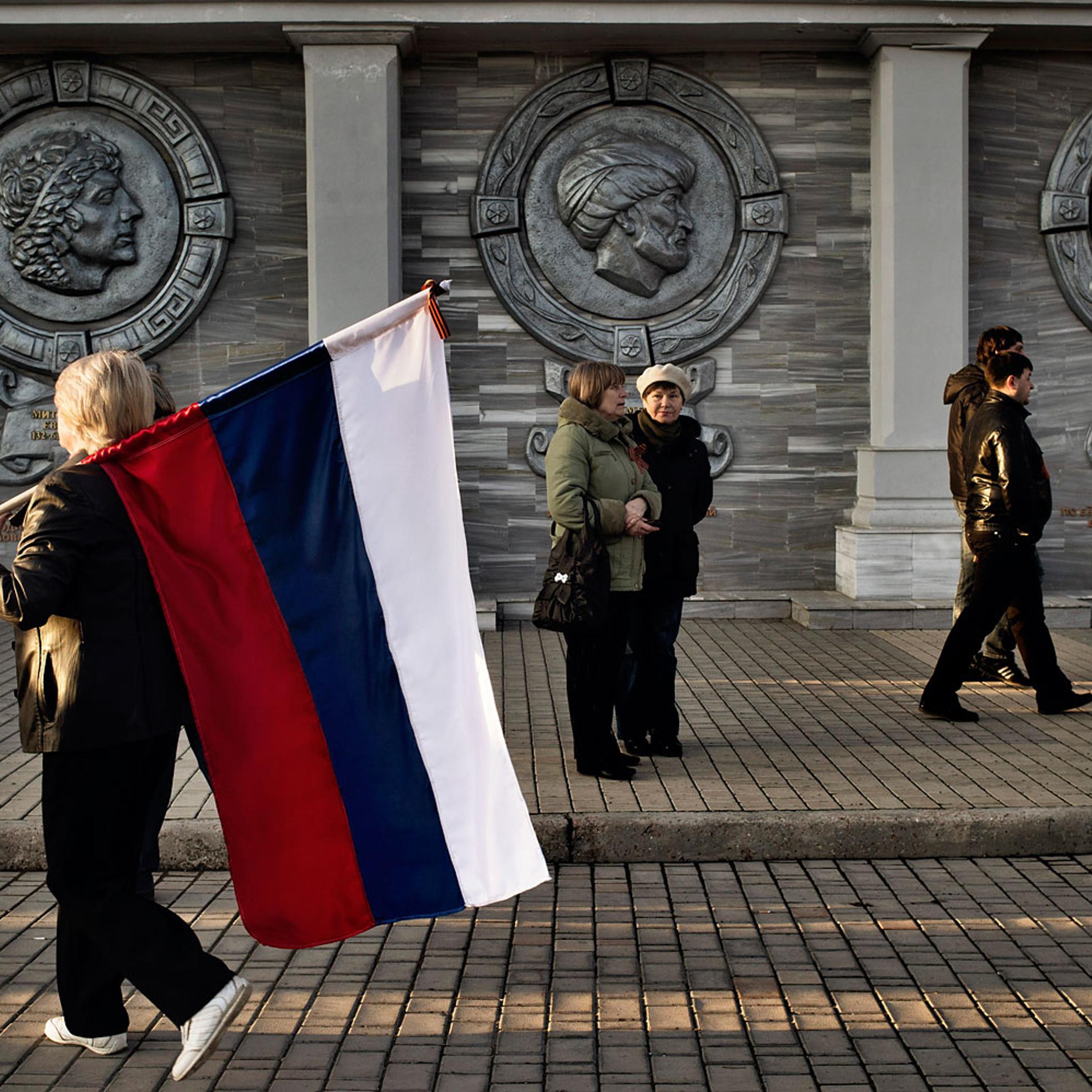Pro-Russian gathering in Yevpatoria, Crimea, March 5, 2014.