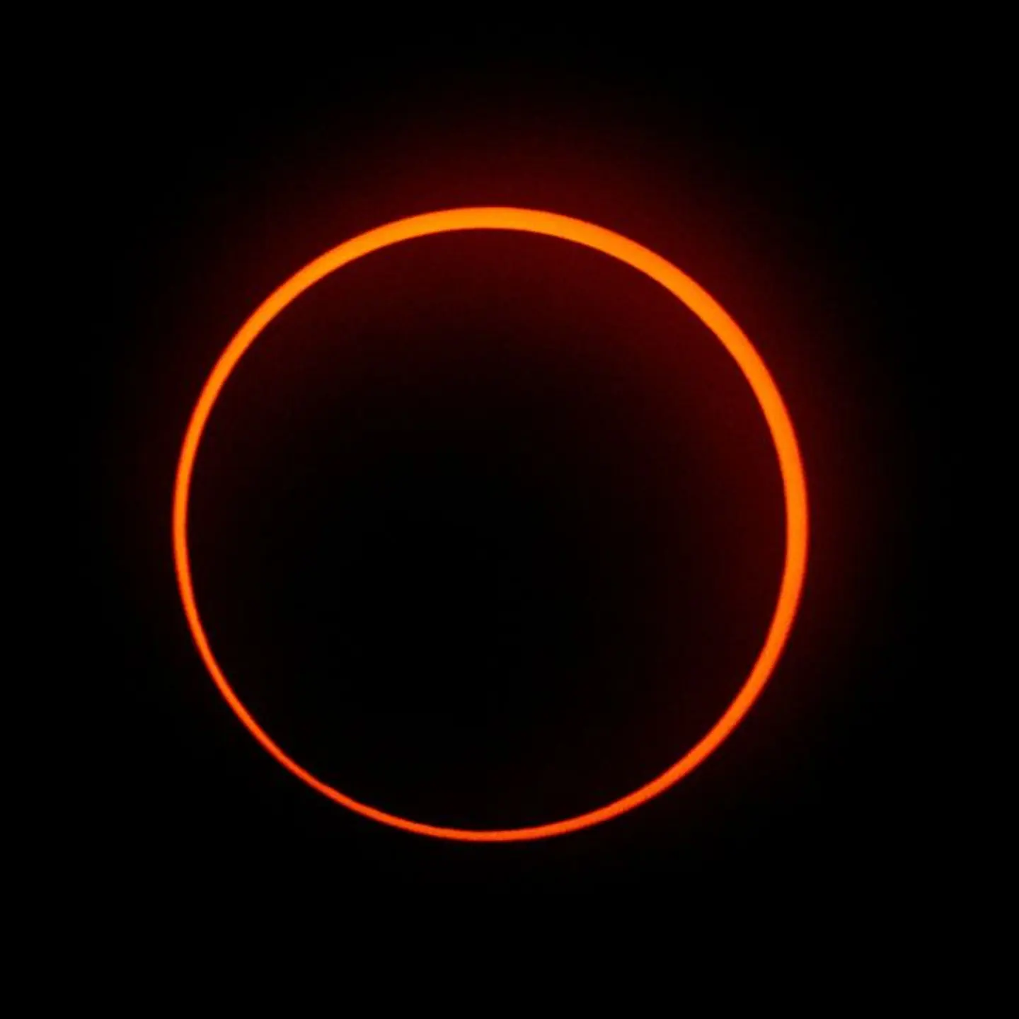TOPSHOT-PANAMA-ASTRONOMY-ANNULAR-ECLIPSE