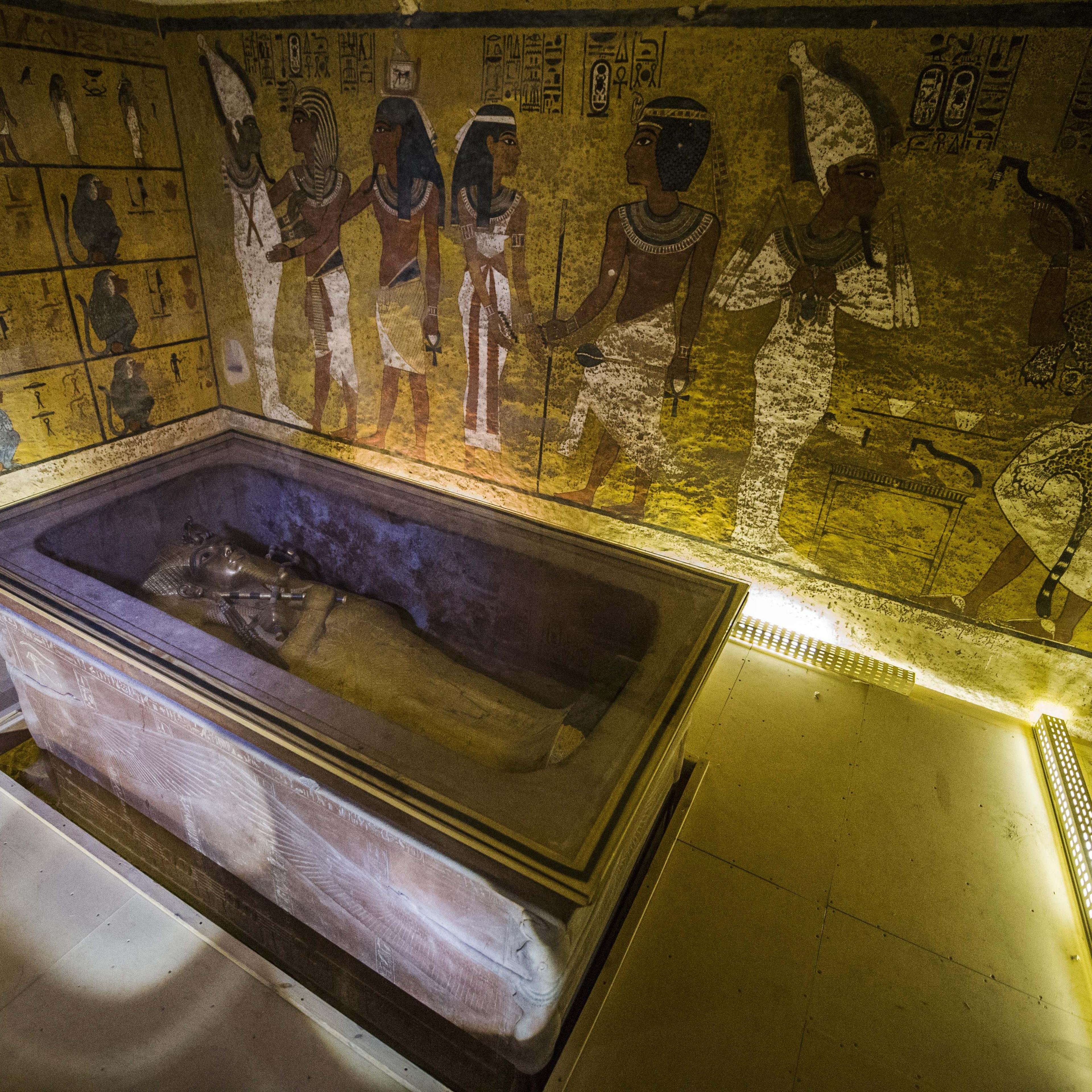 EGYPT-ARCHAEOLOGY-TUTANKHAMUN-NEFERTITI