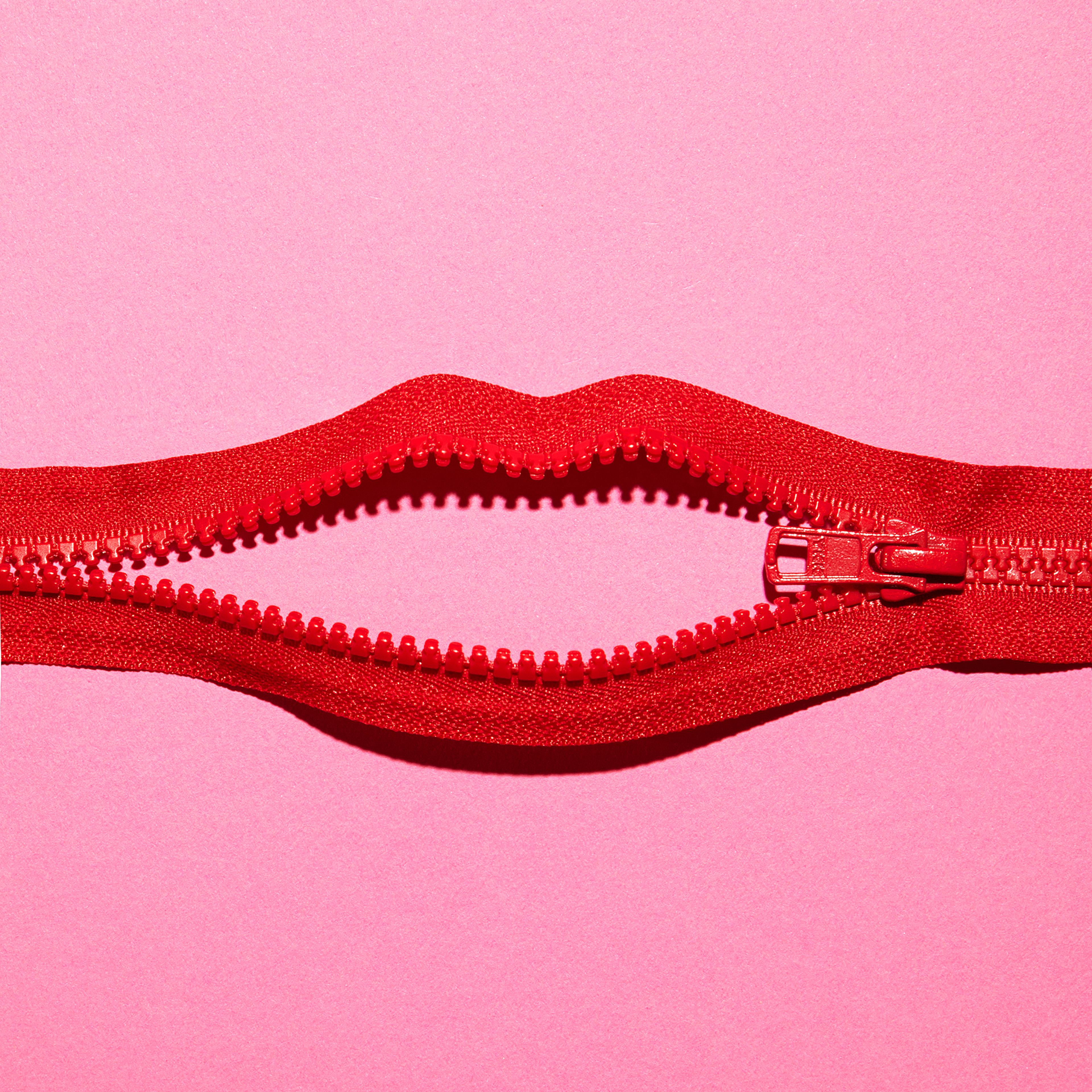 gross-anatomy-mouth-moan-sex