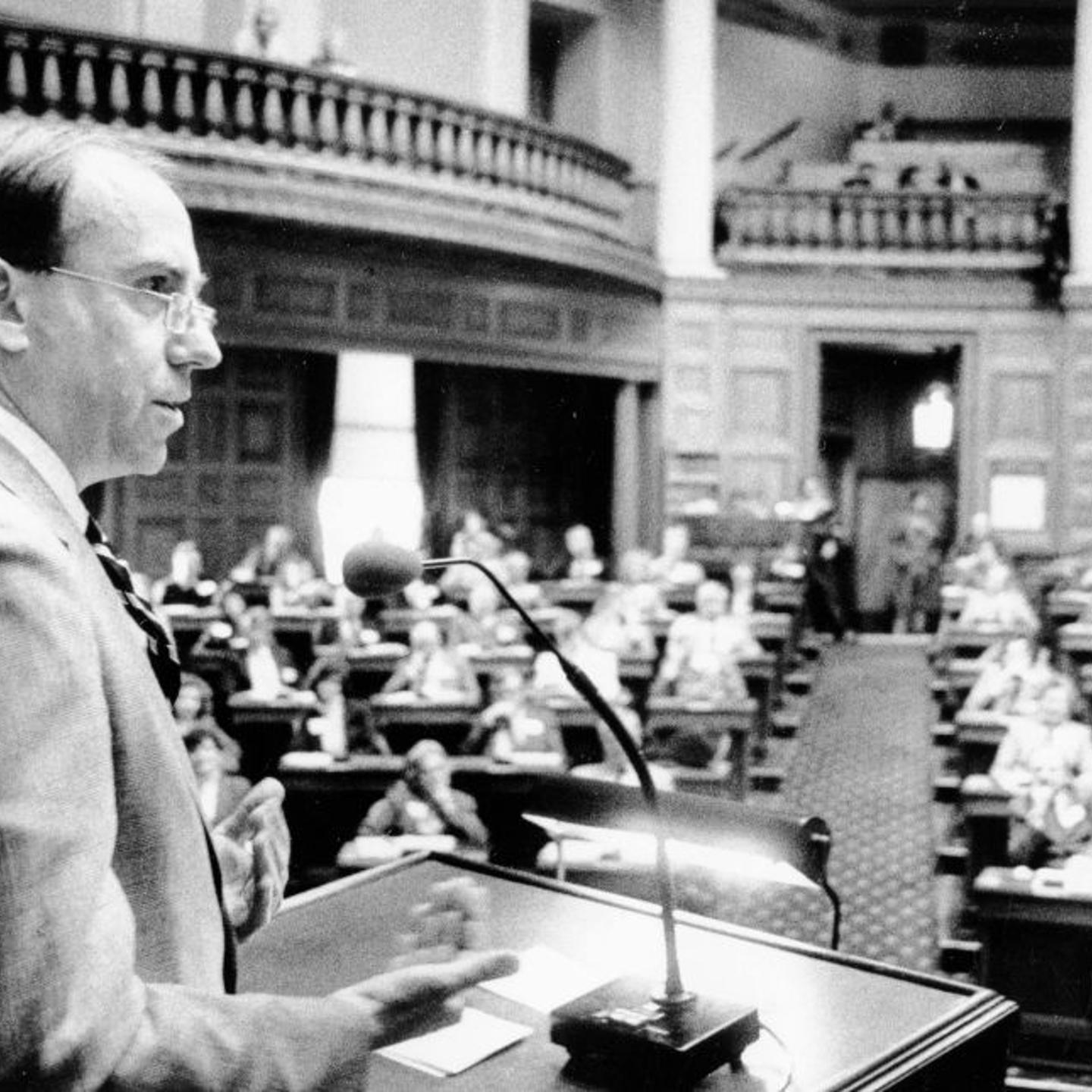 Gerry Studds addresses state house in Boston