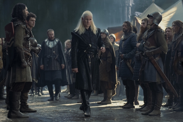Matt Smith, center, in the <i>House of the Dragon</i> Season 2 finale