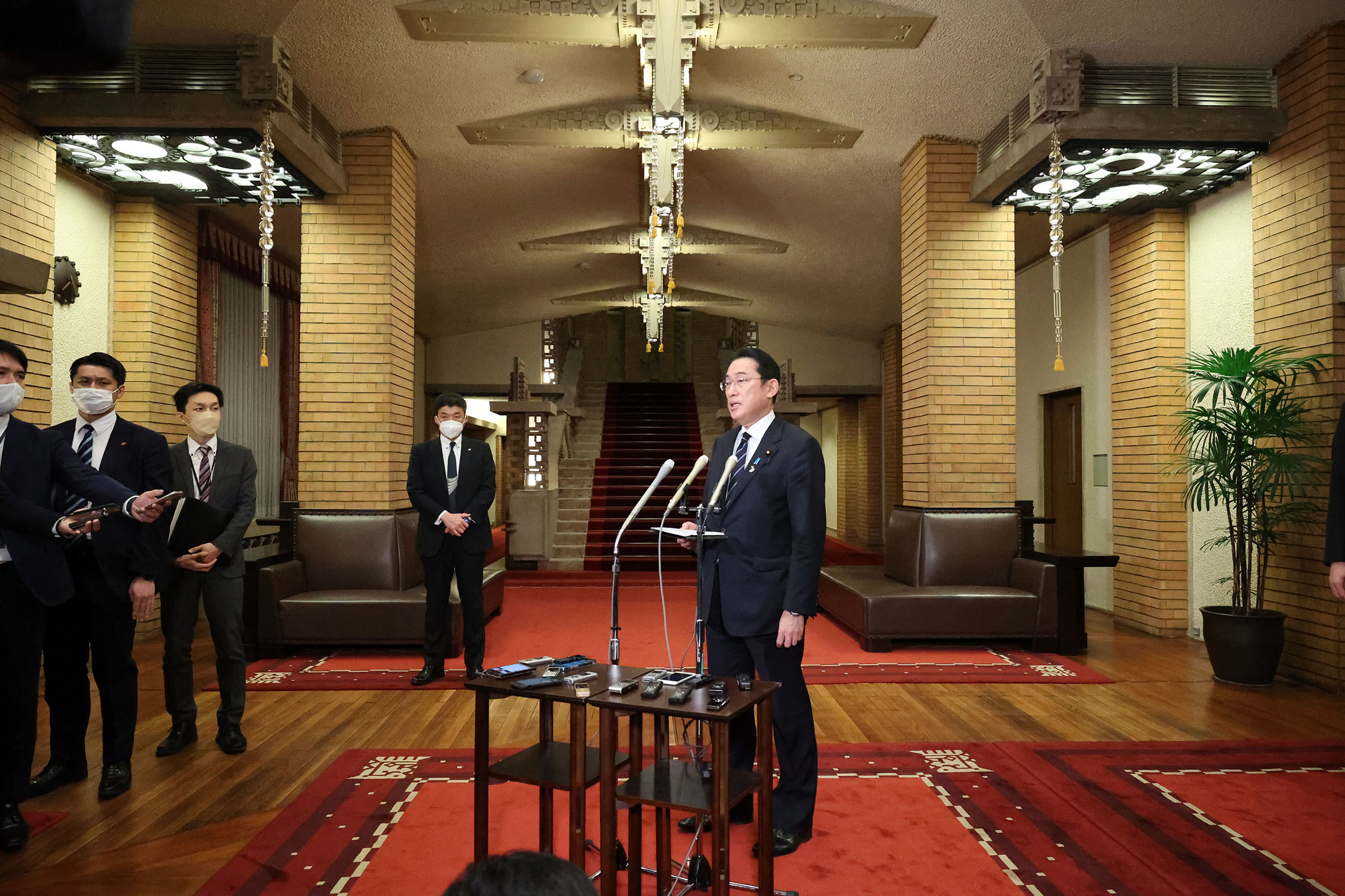 PM Kishida leaves for G7 Summit
