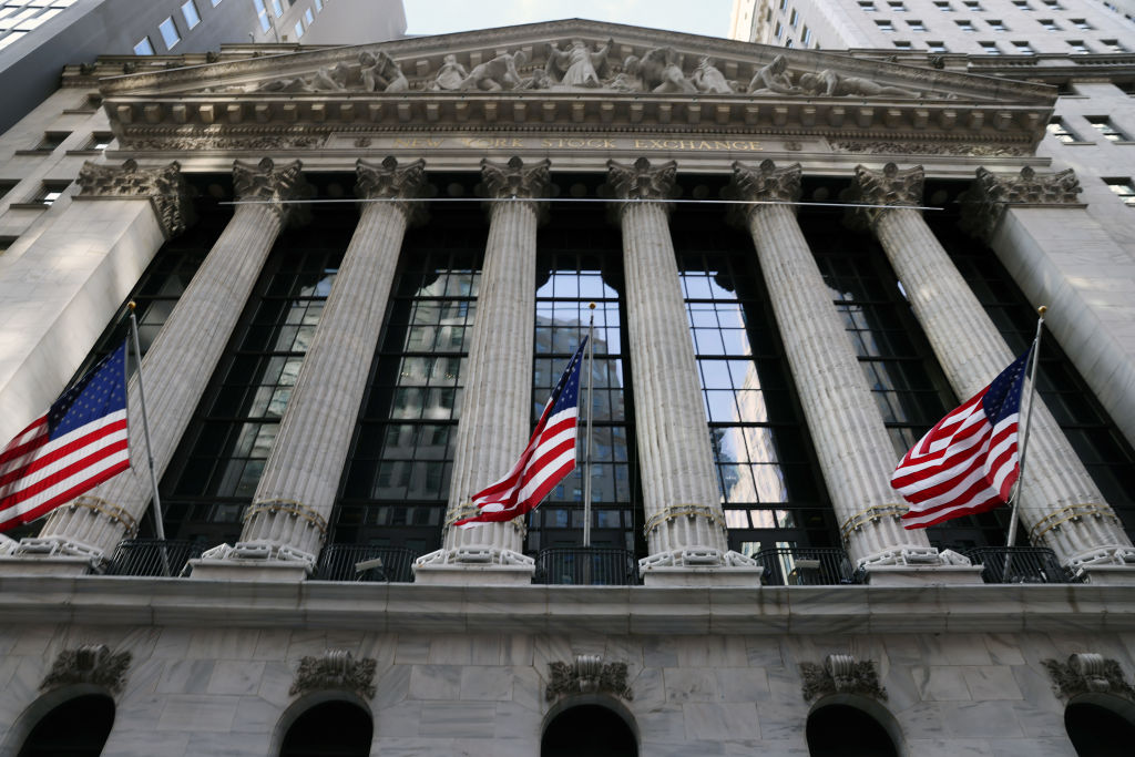 Markets Remain Volatile As Platforms Block Trades Of Certain Stocks