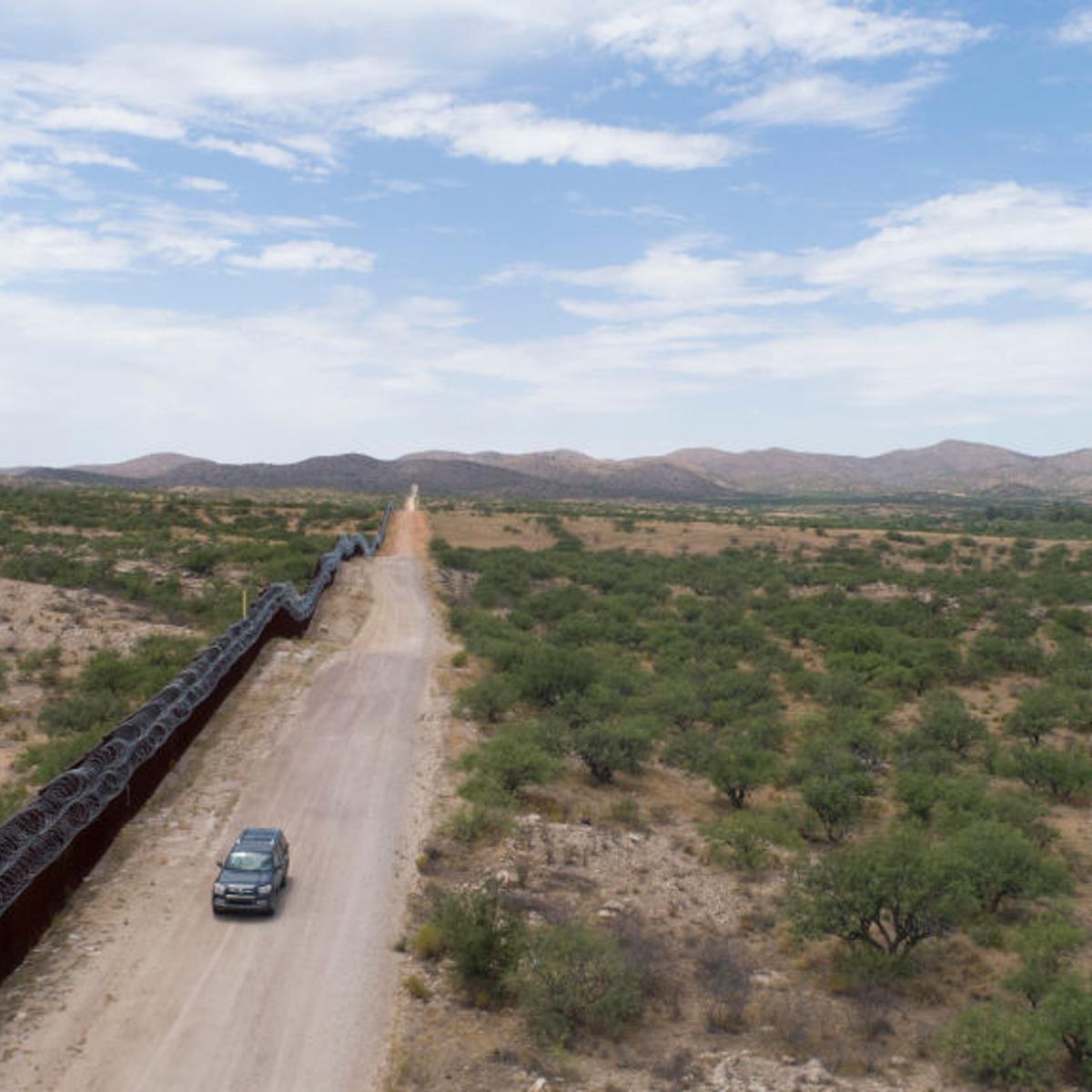 US-POLITICS-IMMIGRATION-CHARITY-MIGRANTS