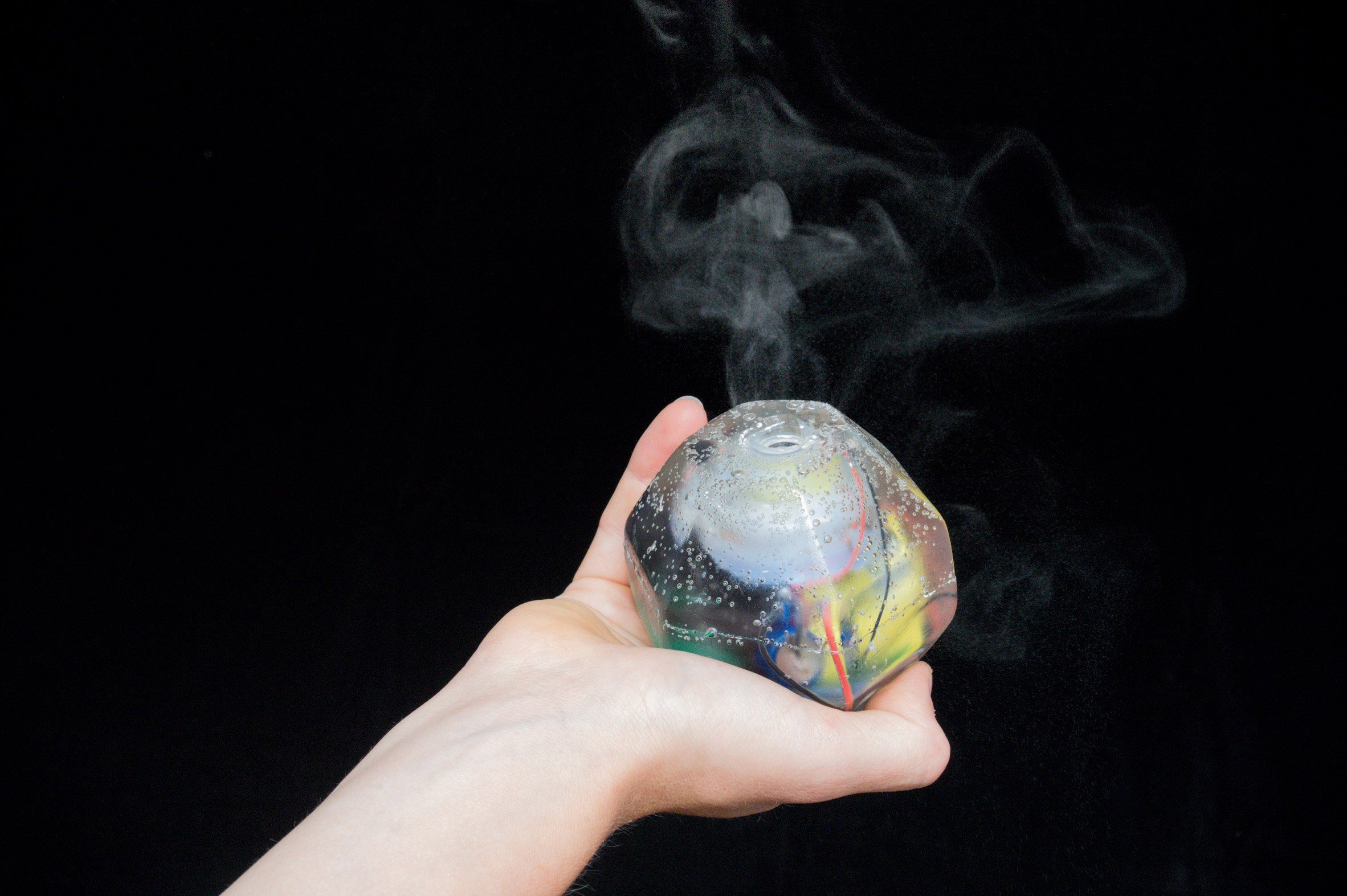 smell-of-data-leanne-wijnsma-and-frouk.JPG