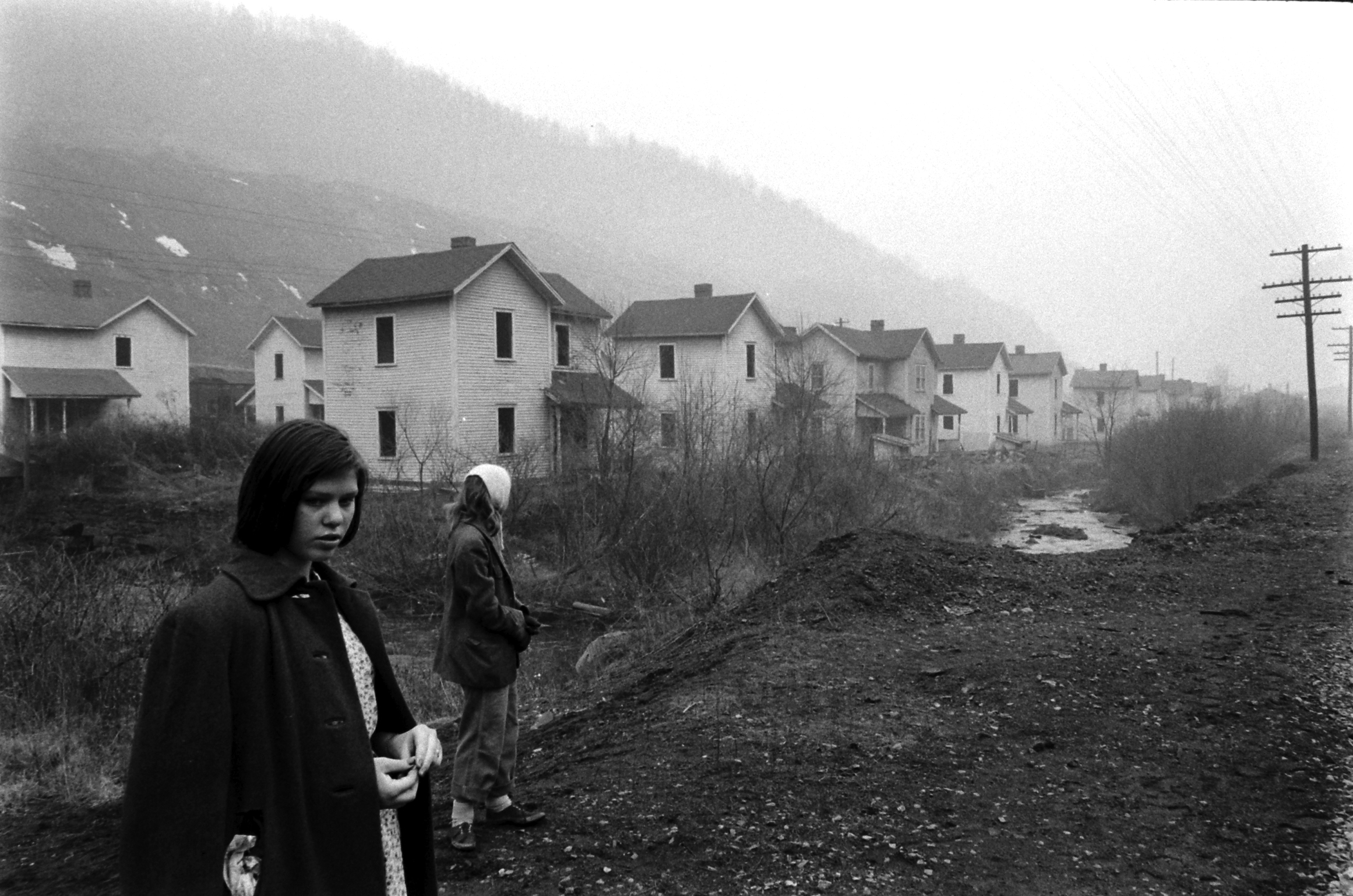 Poverty in mining towns in Kentucky and West Virgina in 1959.