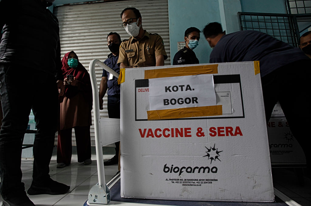 Indonesia COVID-19 Vaccination To Start Wednesday Using Sinovac