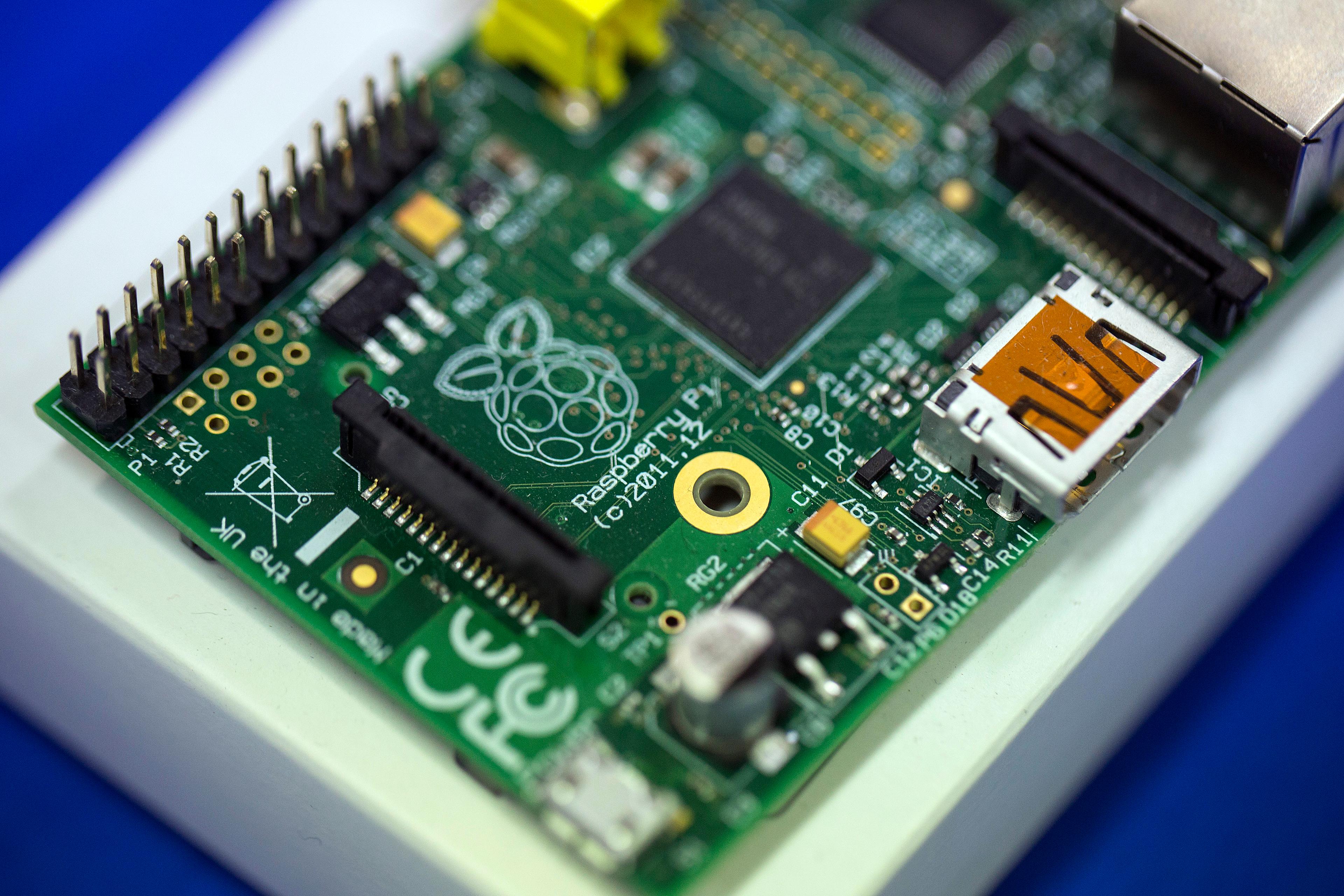 Raspberry Pie Computer Raspberry Pi 2 Is Faster, Comes With Microsoft 10 and Only Costs $35