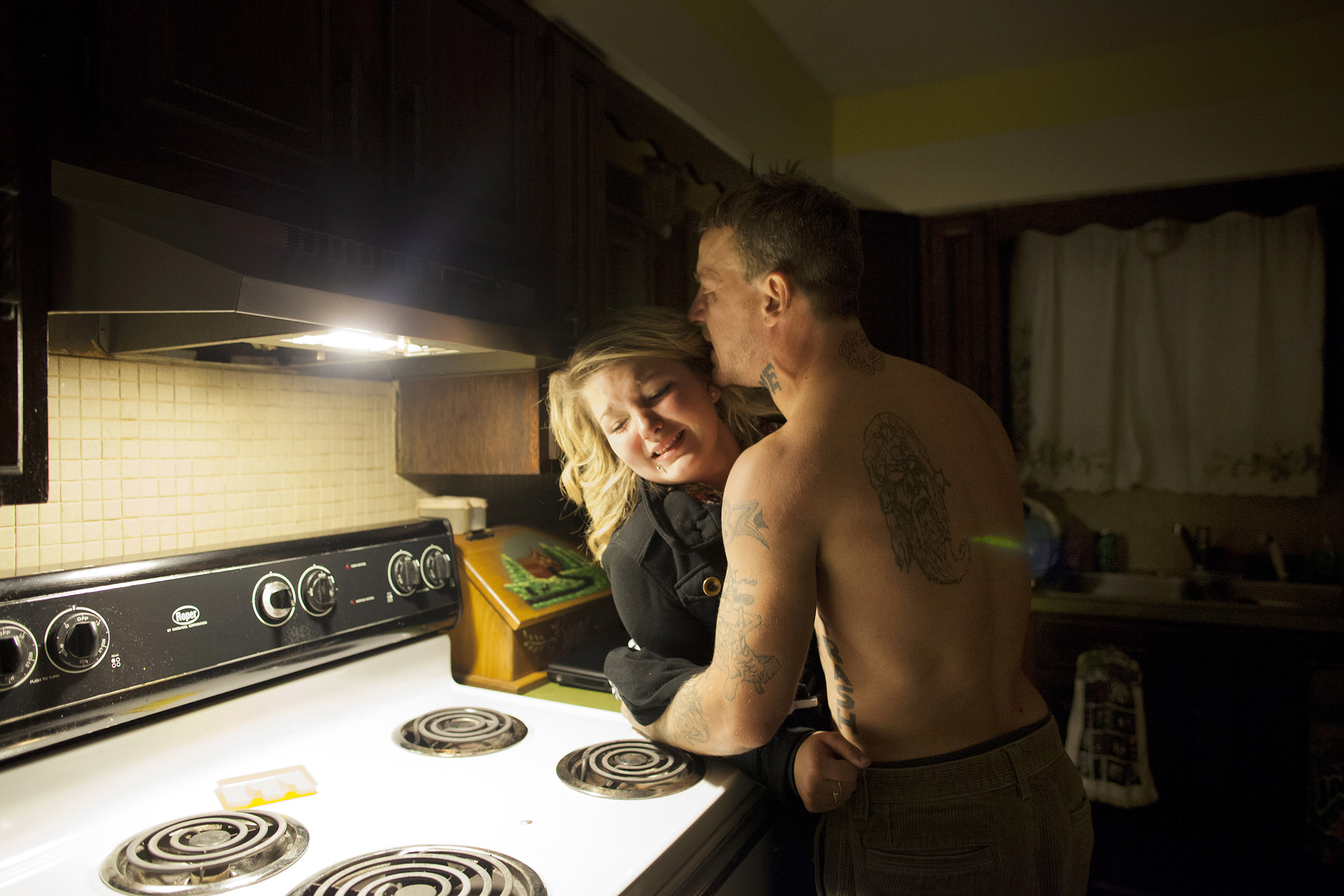 As the fight continued to rage, Shane told Maggie that she could choose between getting beaten in the kitchen, or going with him to the basement so they could talk privately.