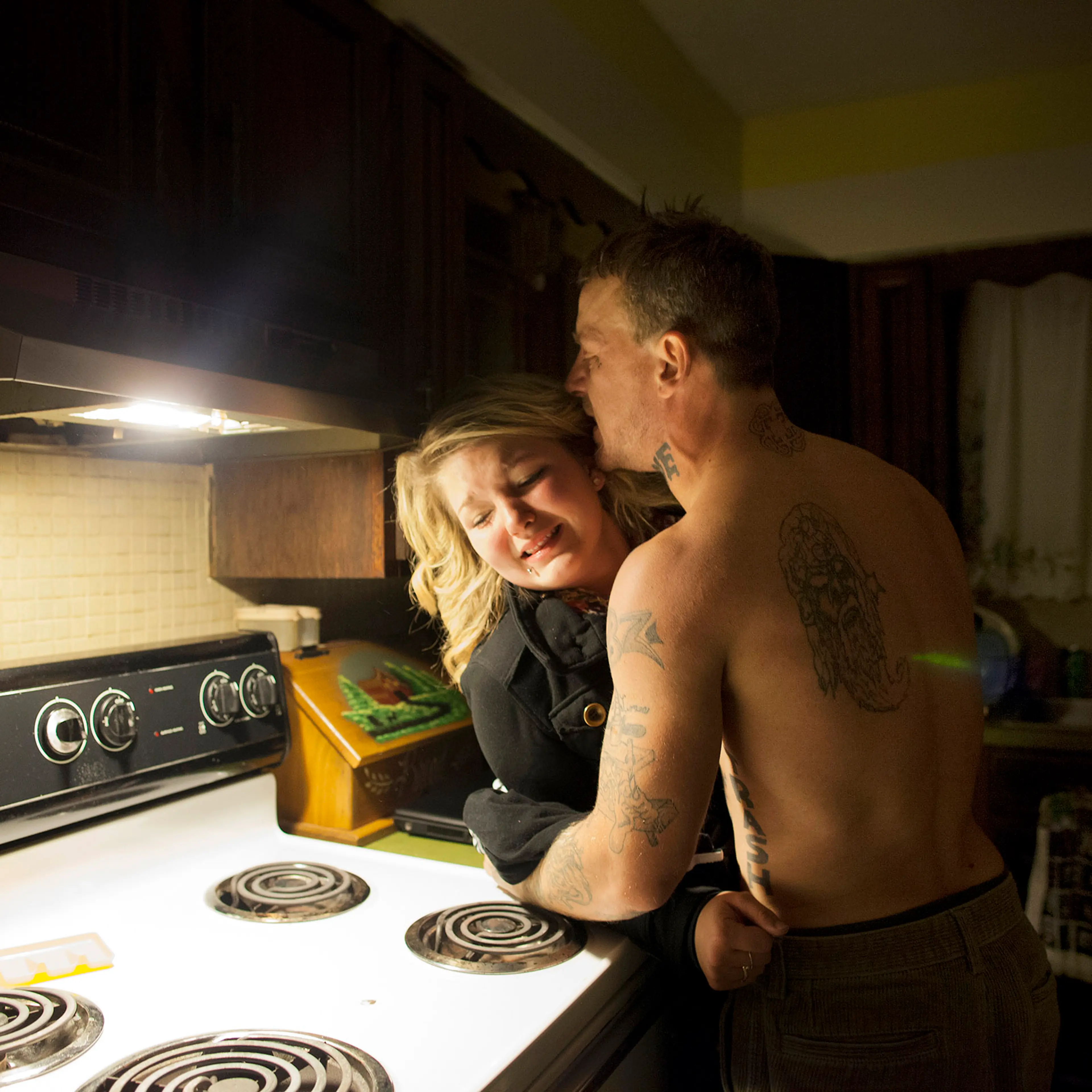 As the fight continued to rage, Shane told Maggie that she could choose between getting beaten in the kitchen, or going with him to the basement so they could talk privately.