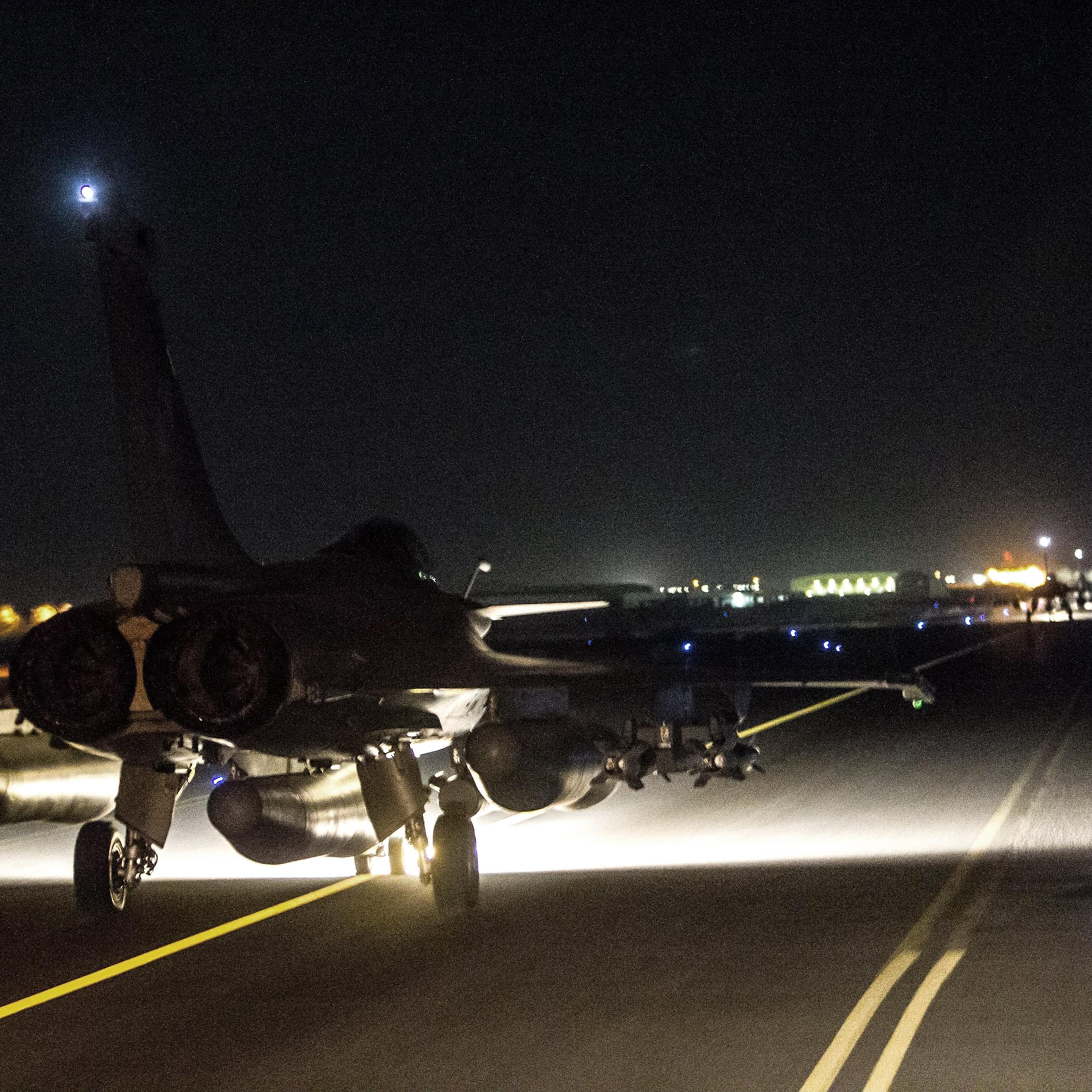 A French army jet takes off from a site in Jordan to strike at Islamic State group targets on Nov. 15, 2015.