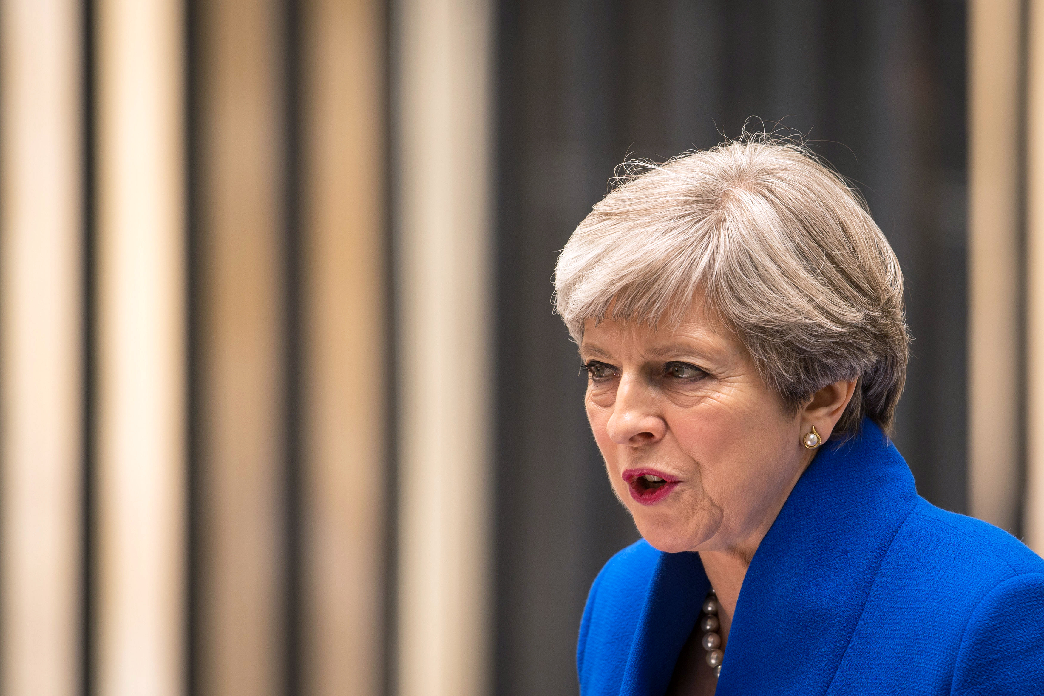 theresa-may-speaks-britain-election-hanging-in-there
