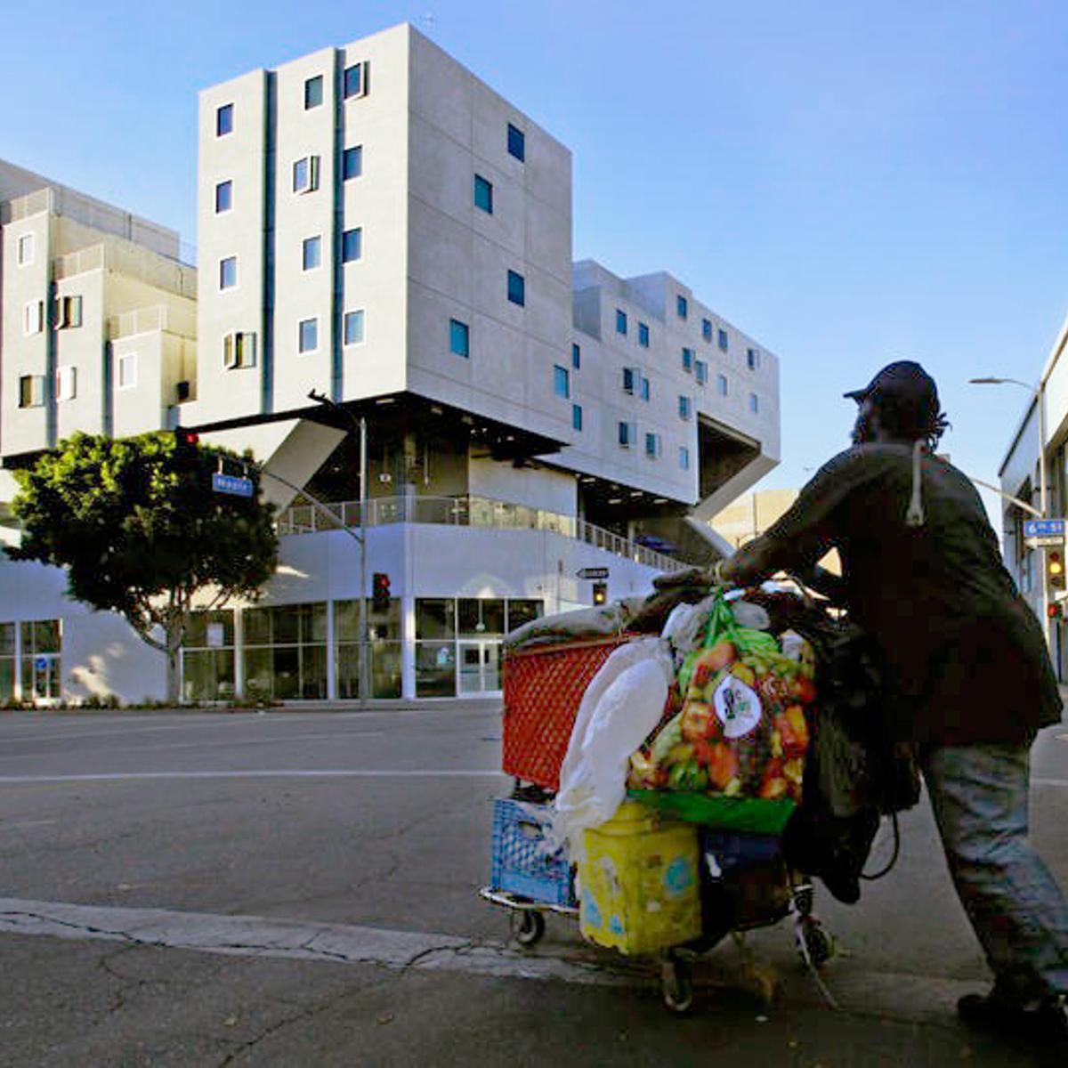 L.A.'s Star Apartments are part of a national effort to house the homeless, with very few strings attached