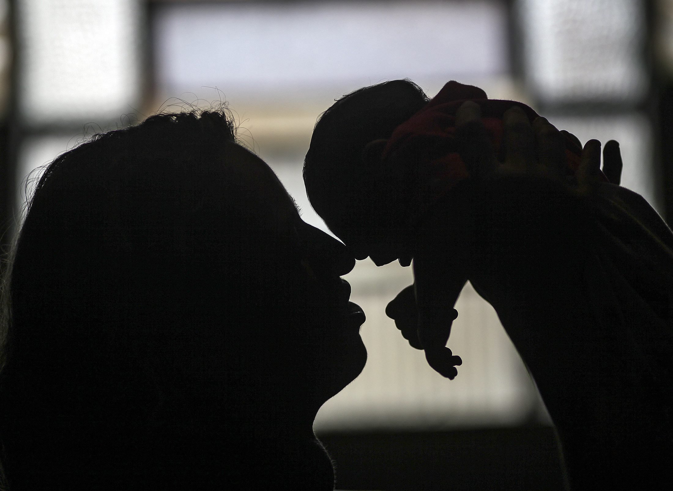 Mother can raise child with microcephaly completely normal, a Brazilian mother says