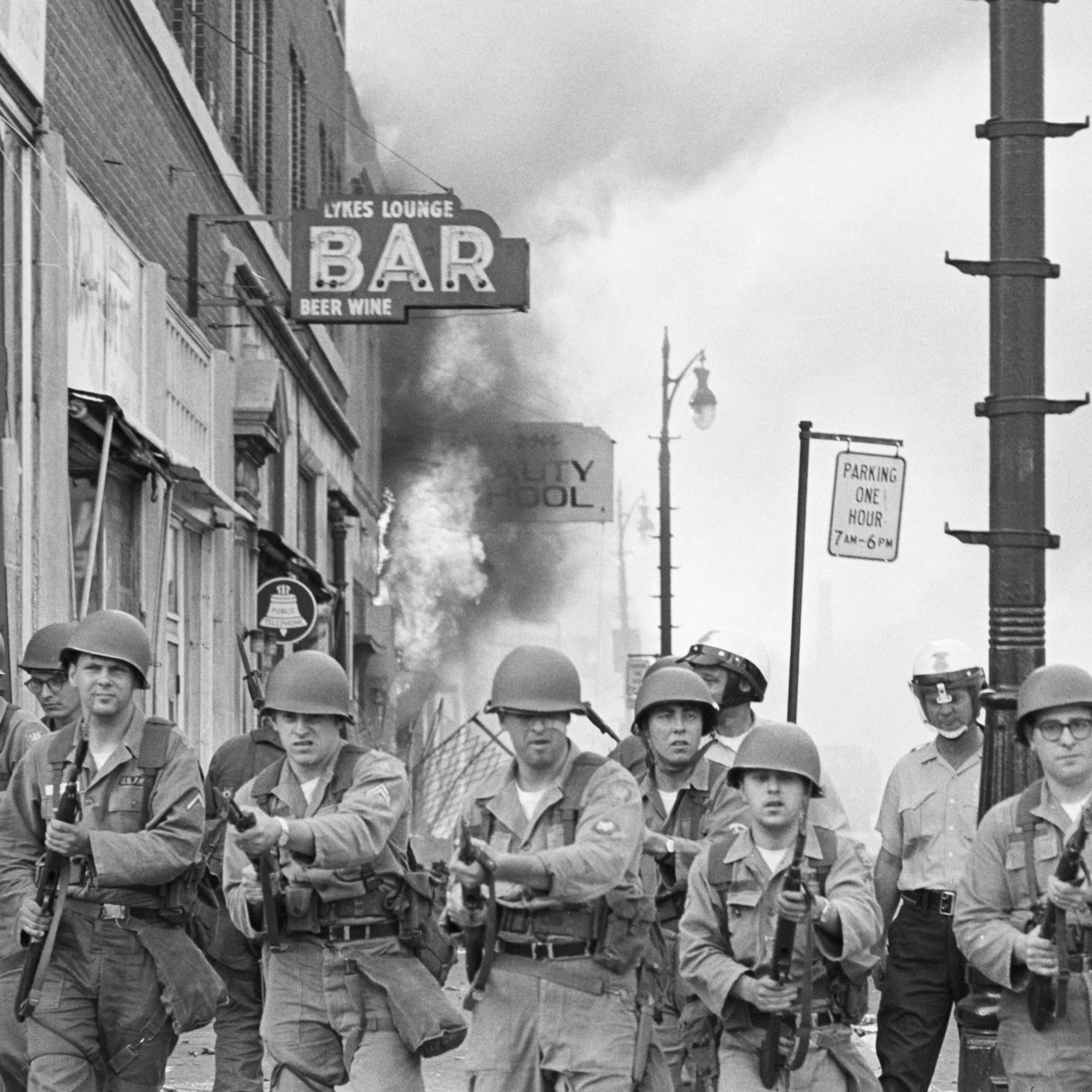 Natl Guardsmen With Bayonets, Detroit