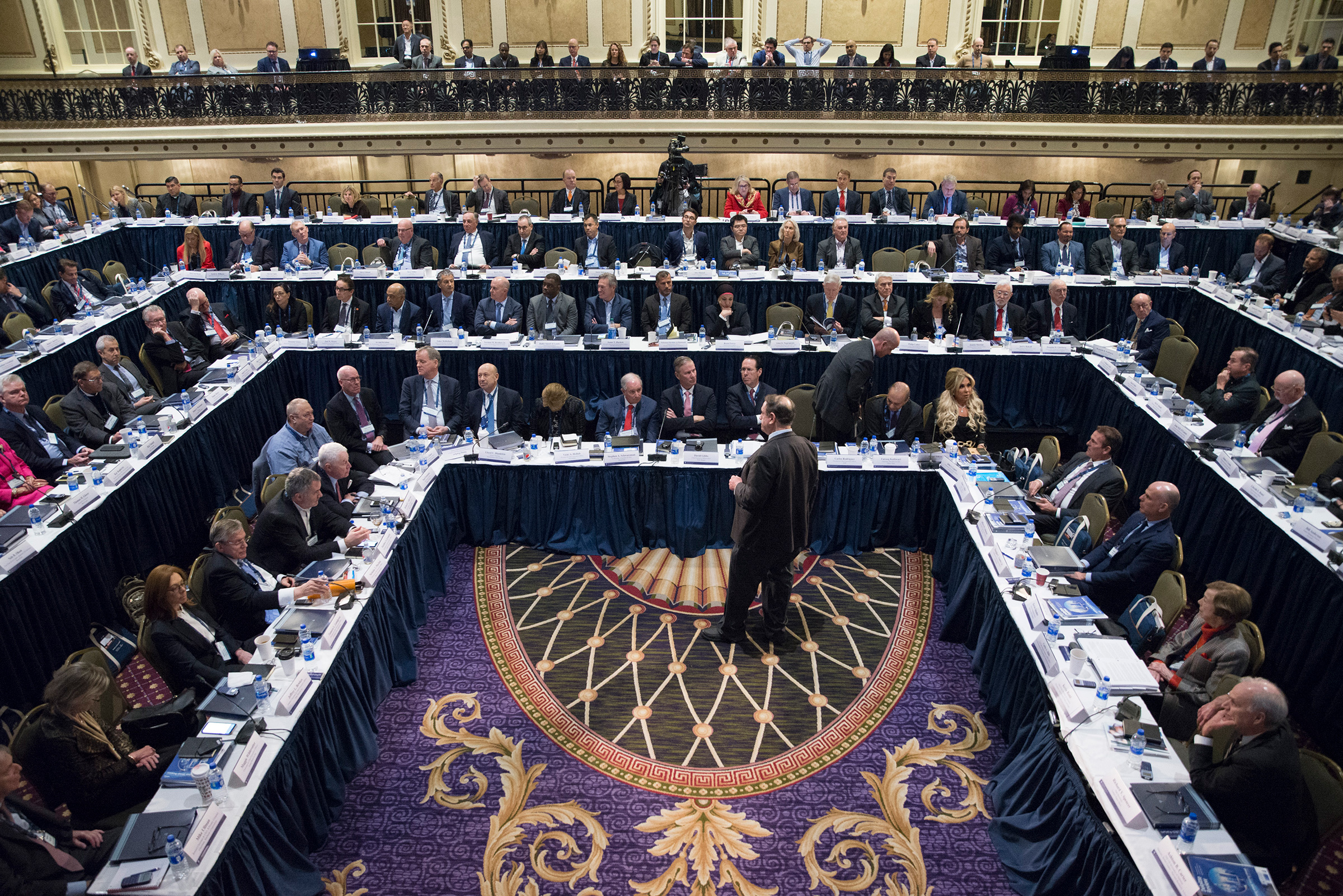 Sonnenfeld addresses attendees at the Yale CEO summit in December 2019 at the Roosevelt Hotel in New York City