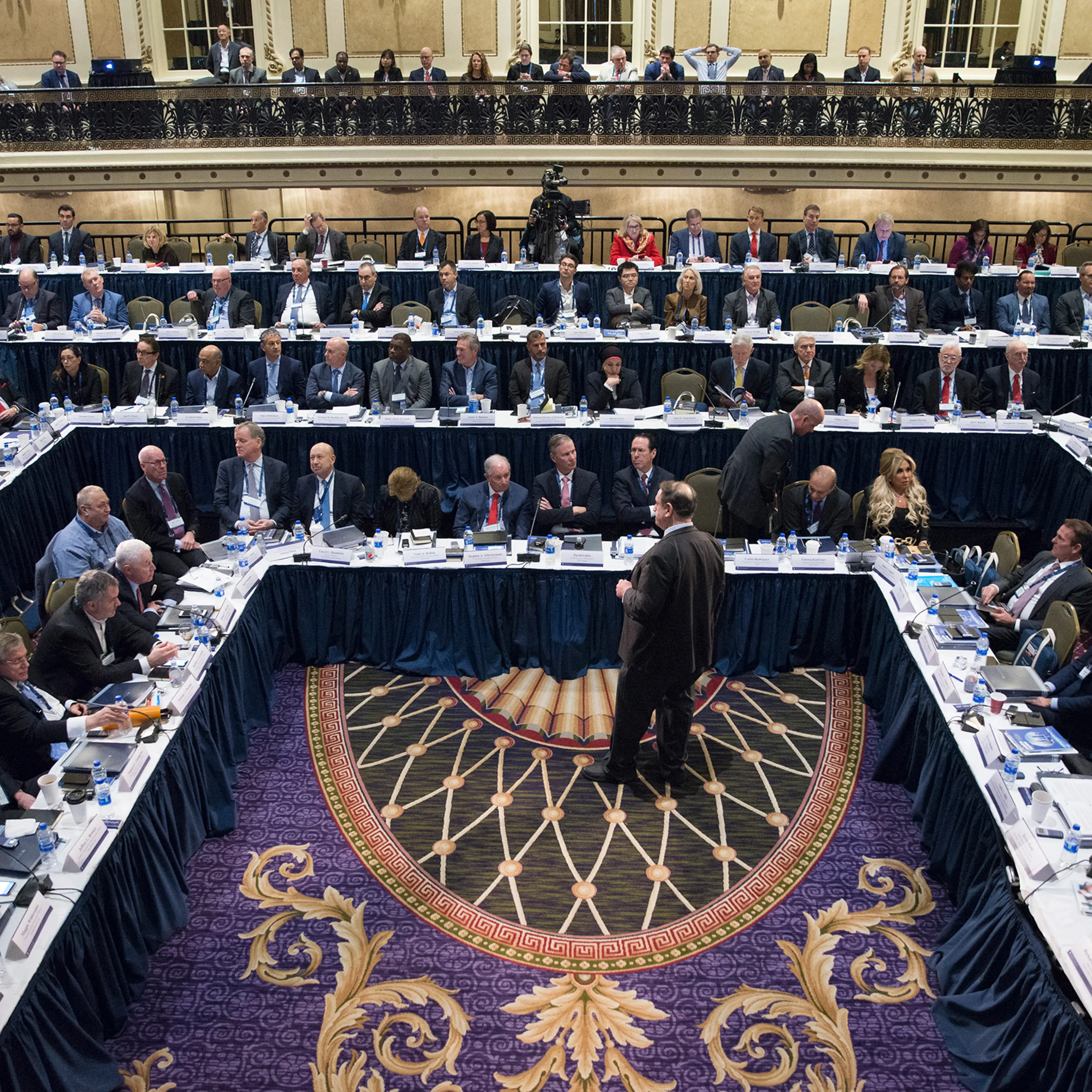 Sonnenfeld addresses attendees at the Yale CEO summit in December 2019 at the Roosevelt Hotel in New York City