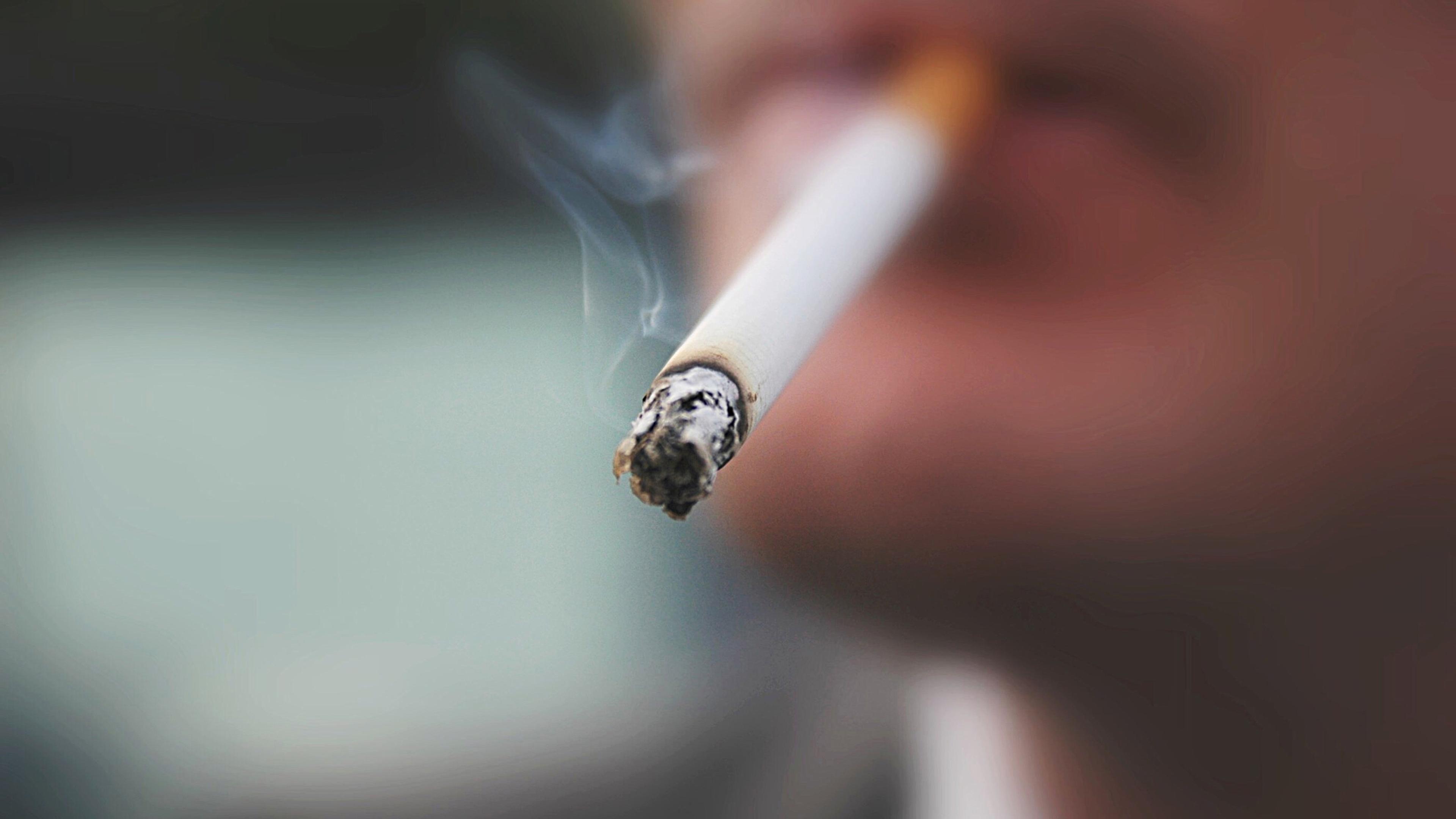 smoking cigarettes everyday How Many Do You Need to Smoke to Get Cancer? Long-Term Effects of Cigarettes, Vaping,