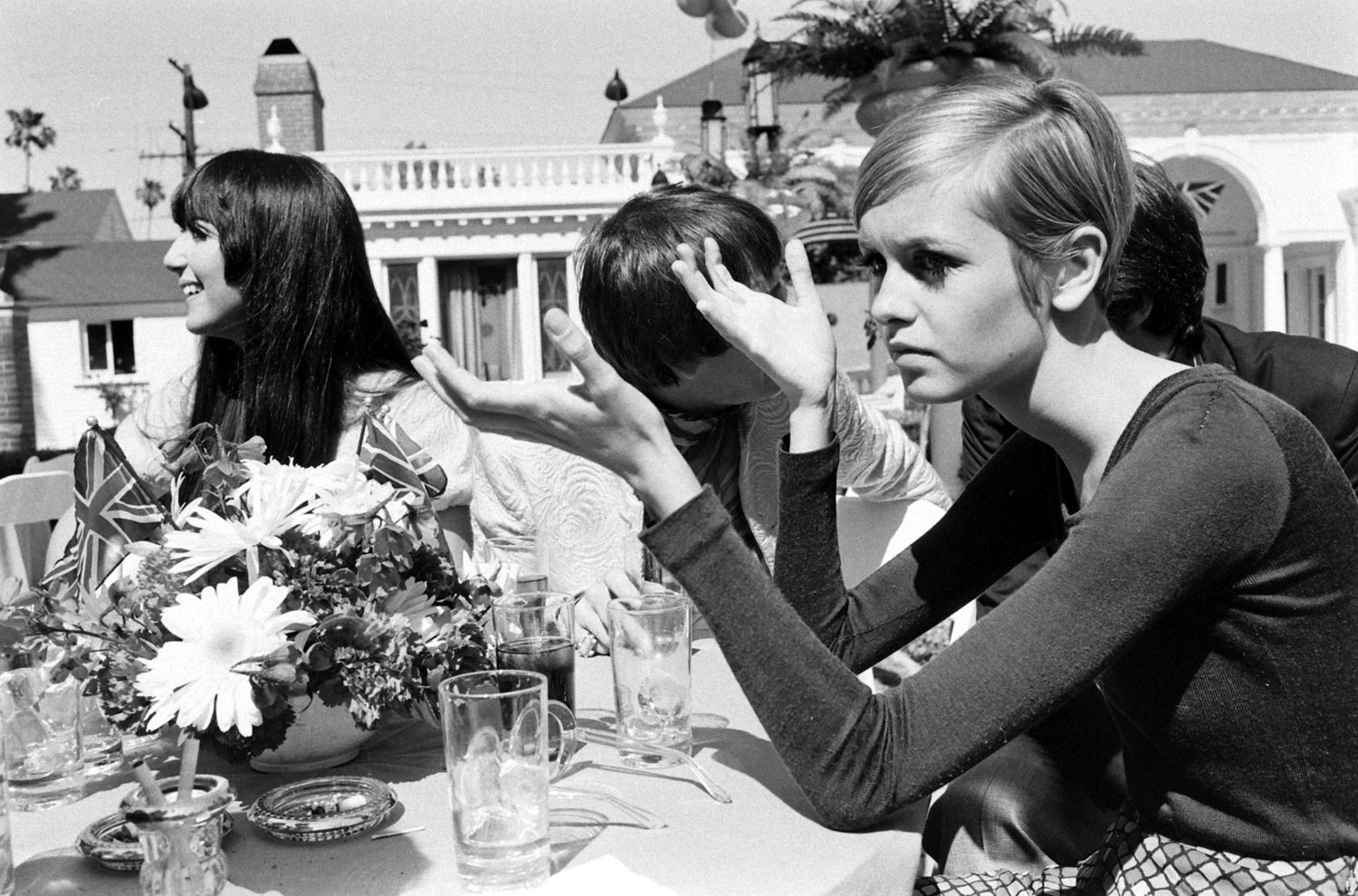 <strong>Not published in LIFE.</strong> Twiggy with Sonny and Cher (left) in Beverly Hills, 1967.