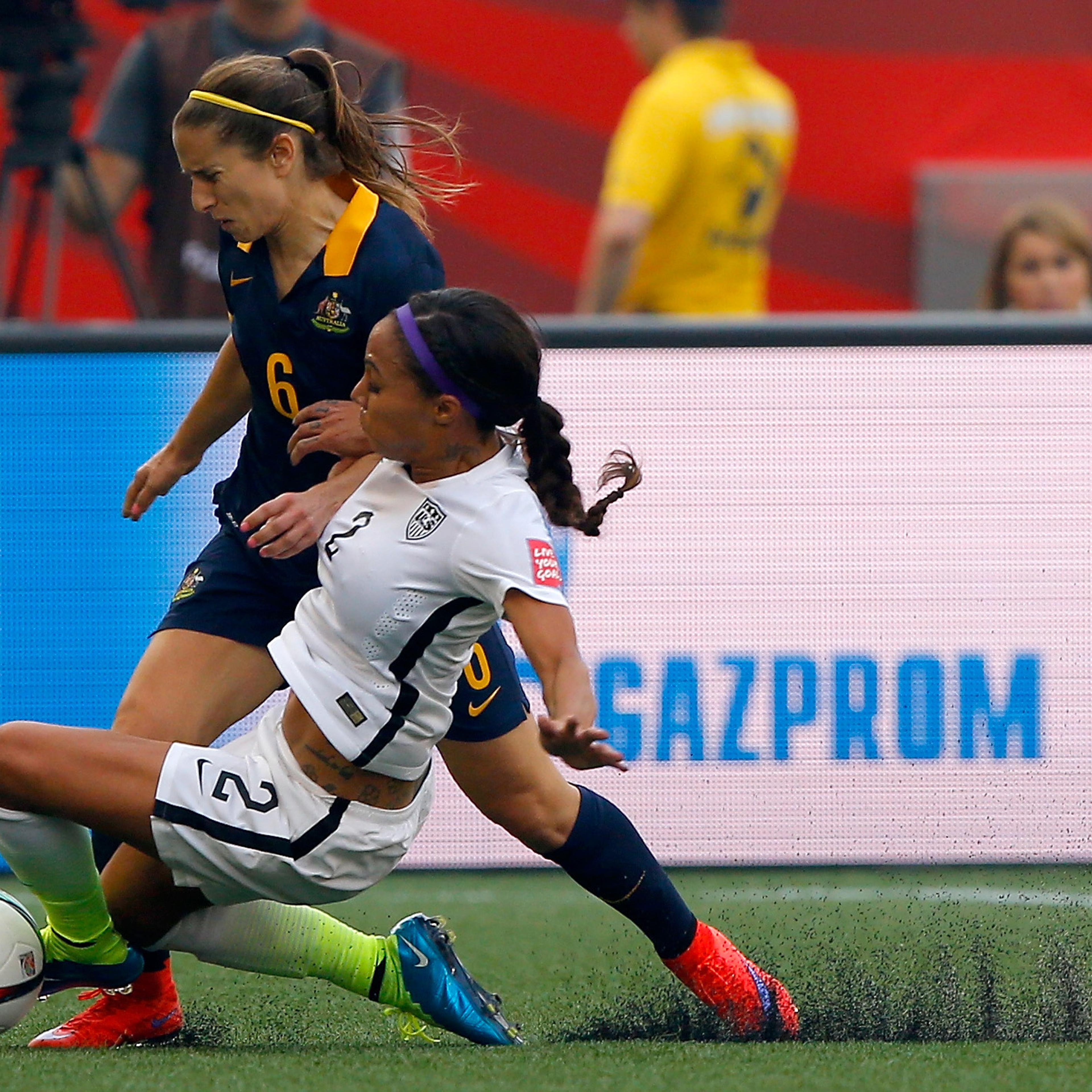 u.s. women's soccer team artificial turf