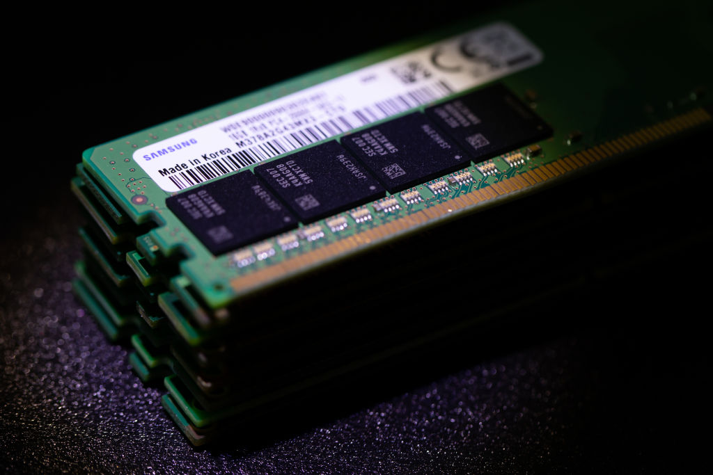 Samsung Electronics Memory Modules Ahead of Earnings Announcement