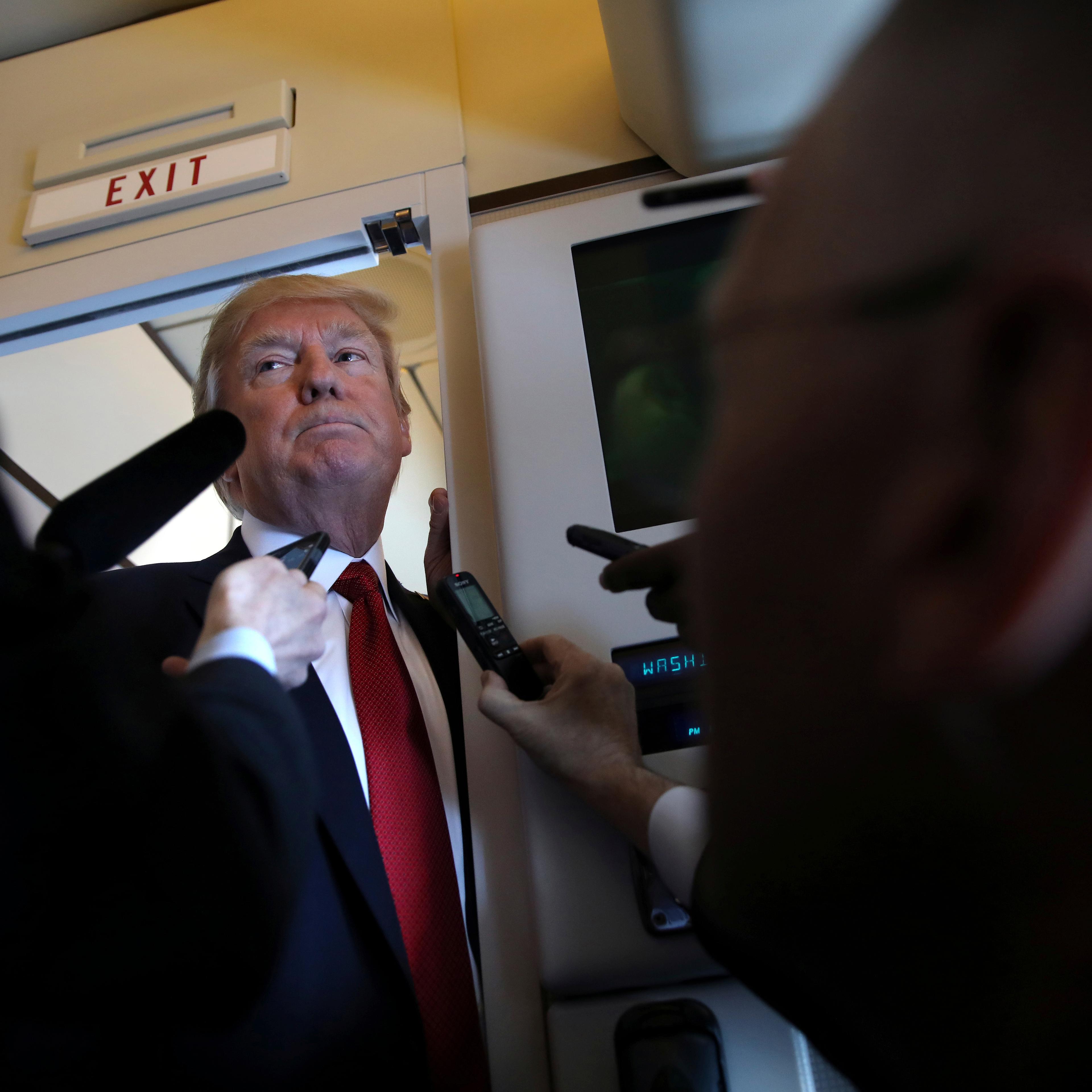 president-donald-trump-air-force-one-syria-assad