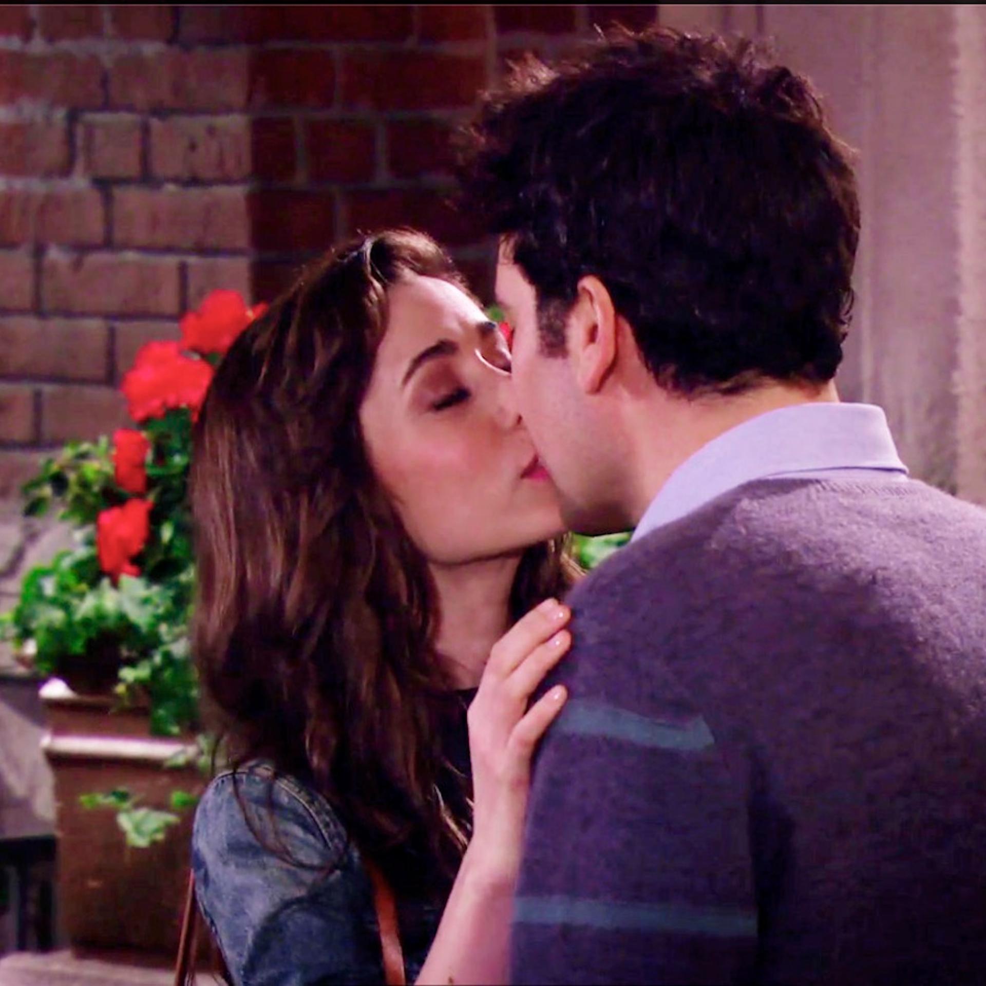 HIMYM Kiss