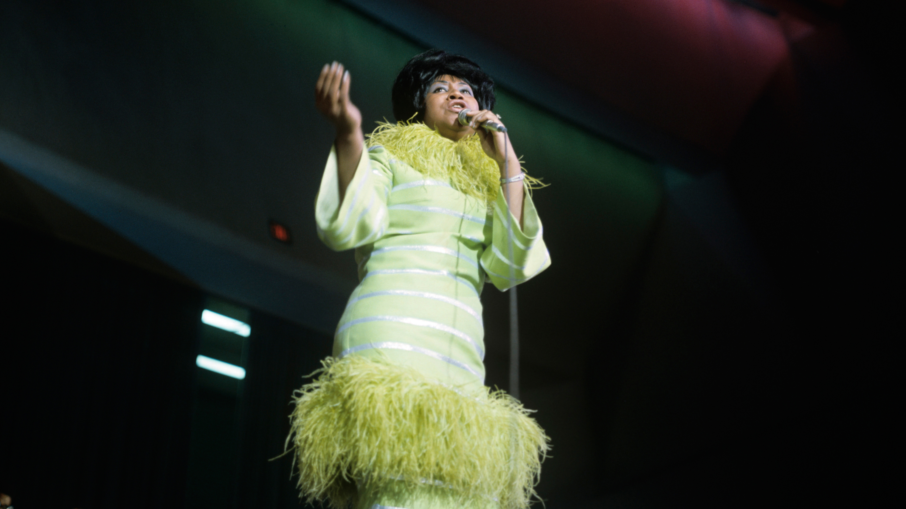 aretha franklin green dress Aretha Great Gowns